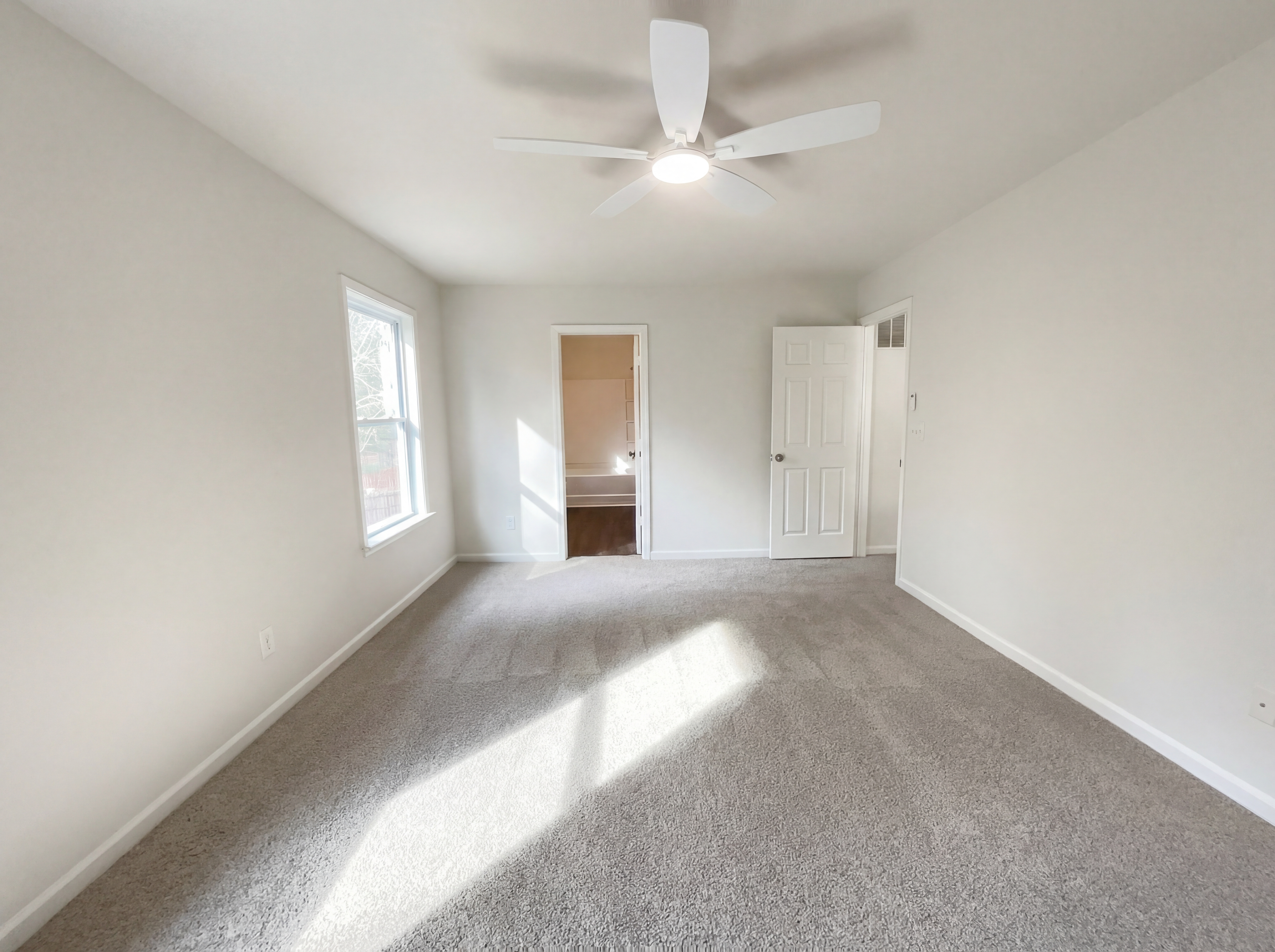 Photo 13 of 18 of 127 Emily Crest Ln, Rock Hill, SC