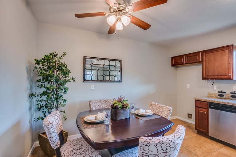 Photo 10 of 31 - 3819 E Hampton Ave, Mesa, AZ 85206