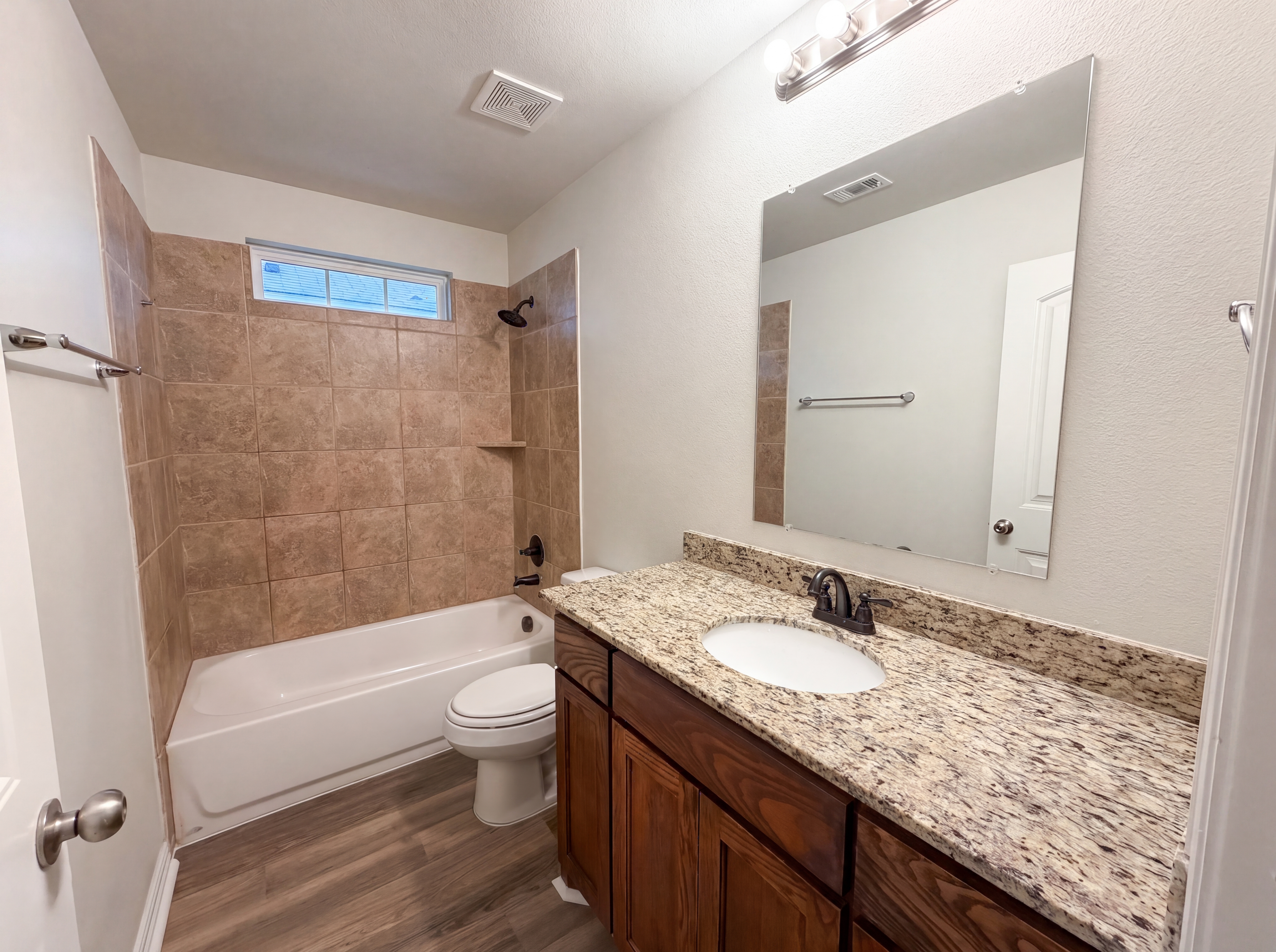 Photo 12 of 16 of 1739 McBroom St, Dallas, TX