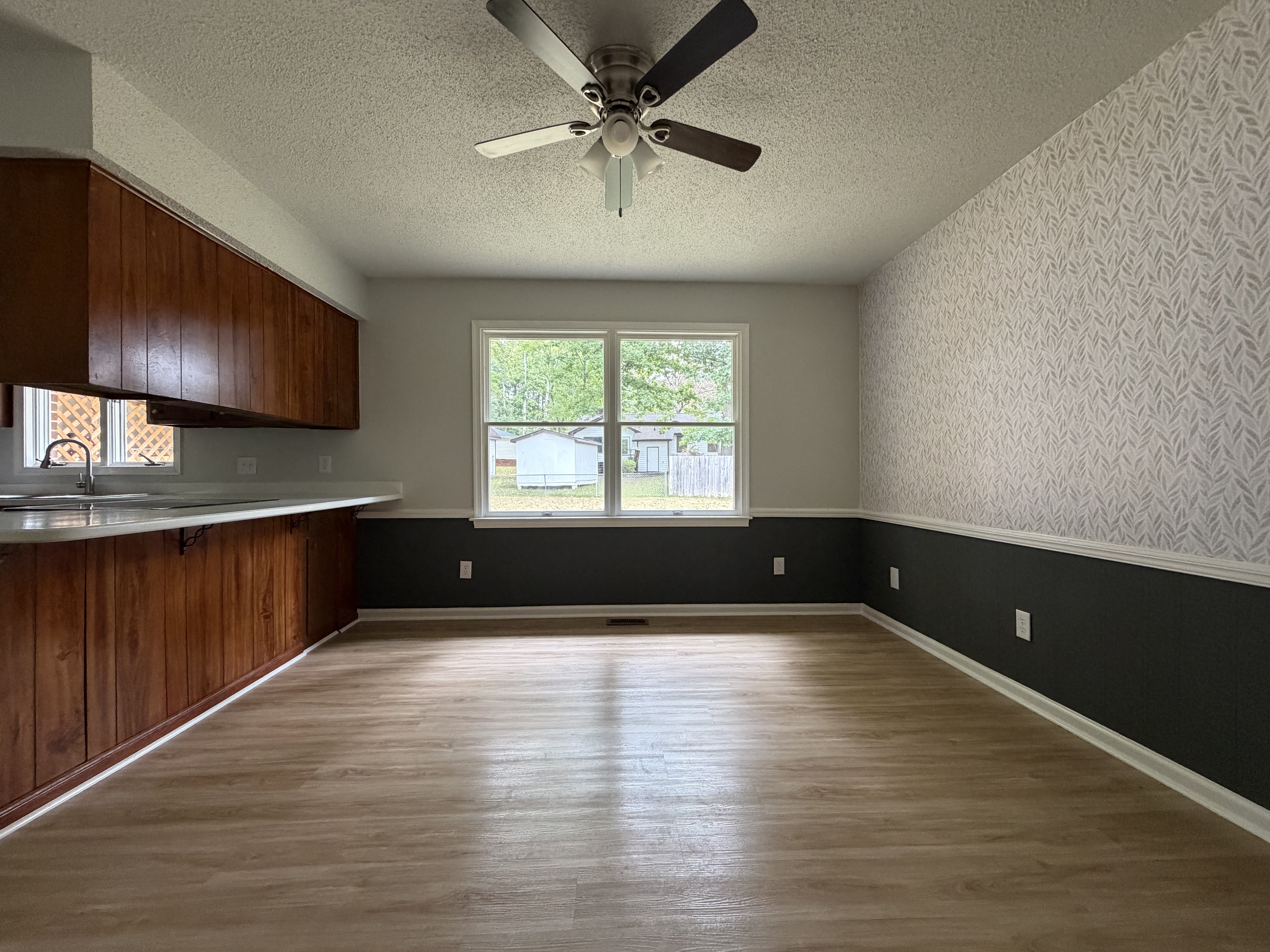 Photo 7 of 19 of 1311 Brucemont Dr, Garner, NC