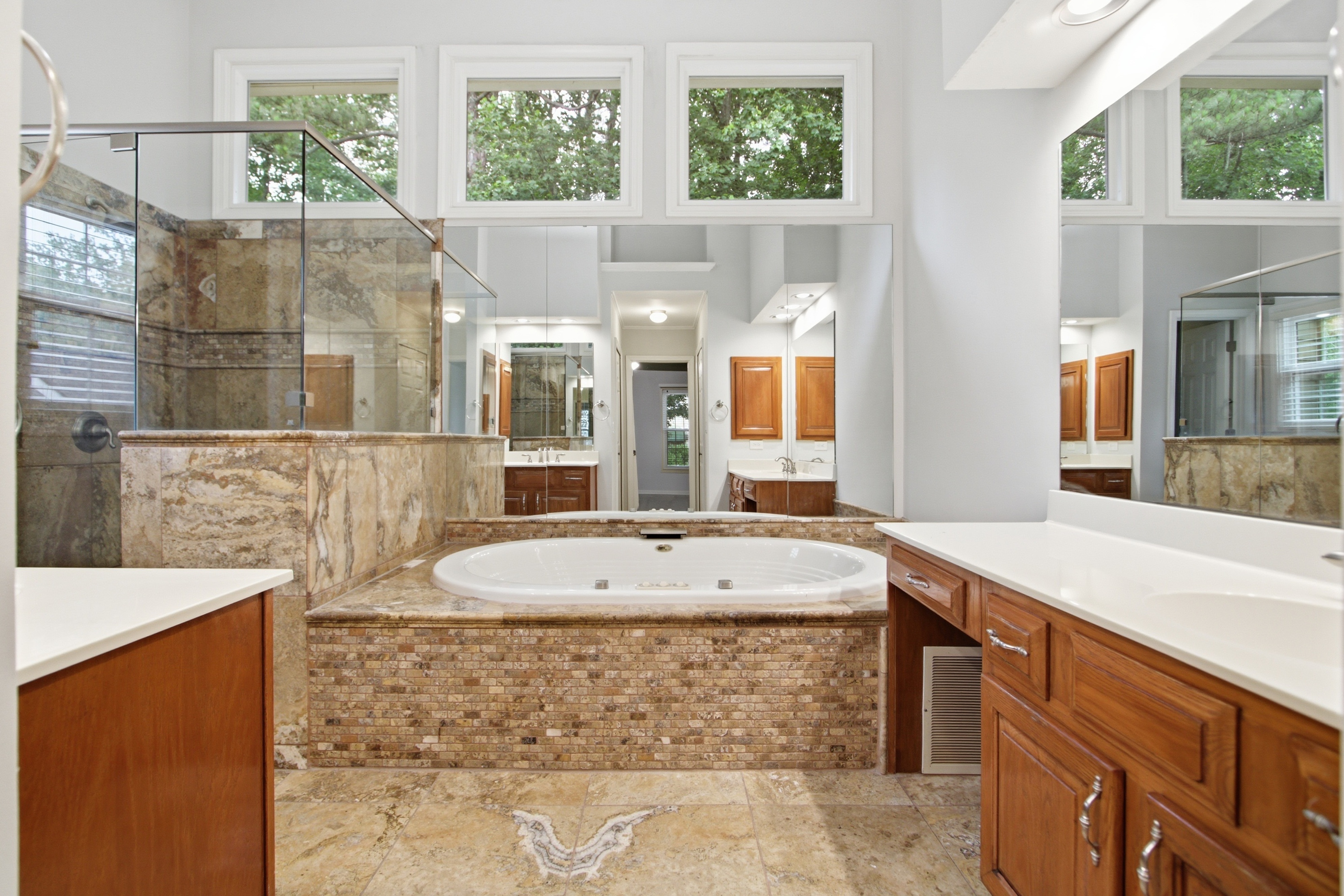 Photo 32 of 47 of 11715 Dunhill Place Dr, Johns Creek, GA
