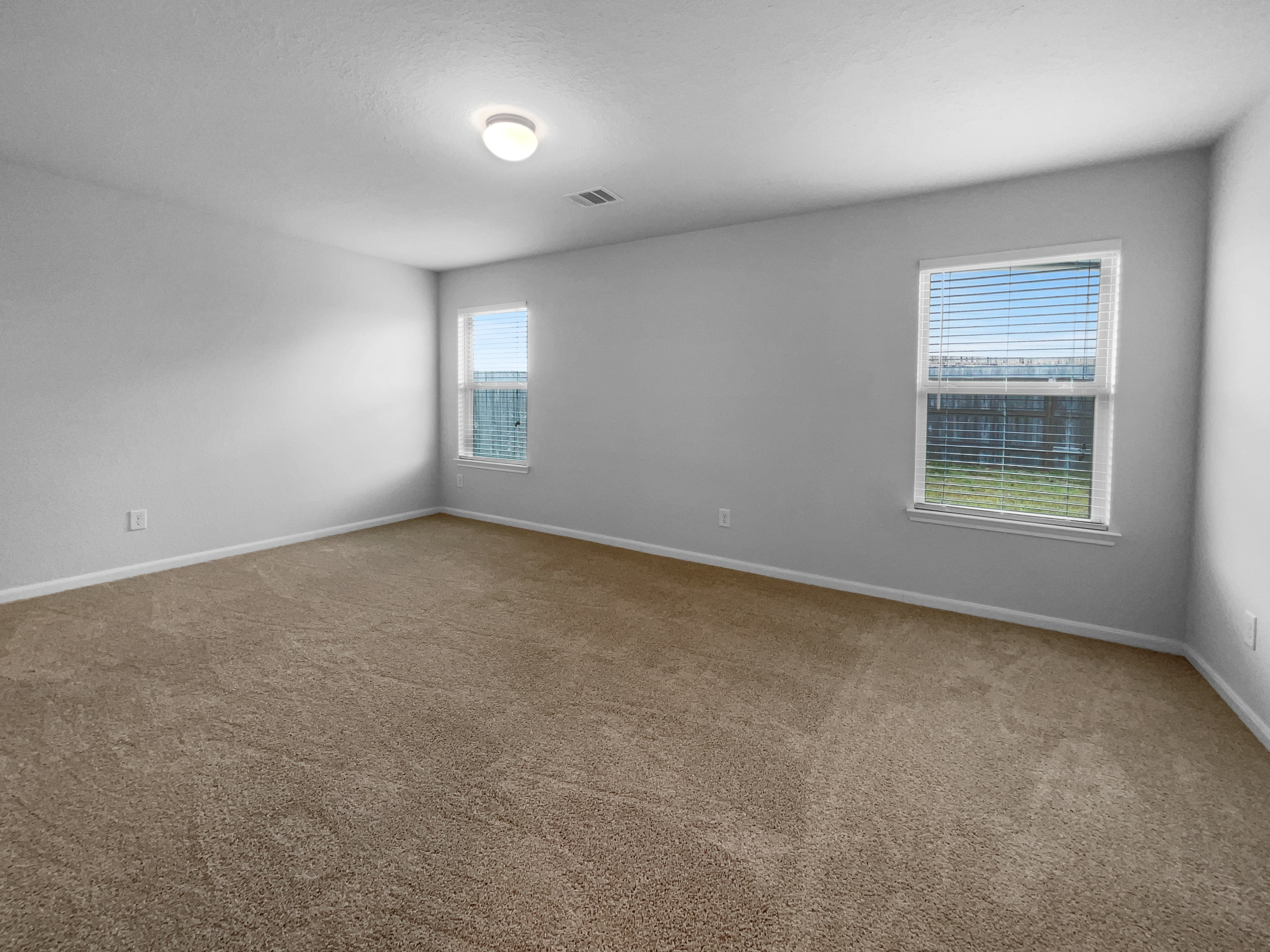 Photo 5 of 19 of 25621 Ramsey Heights Way, Porter, TX