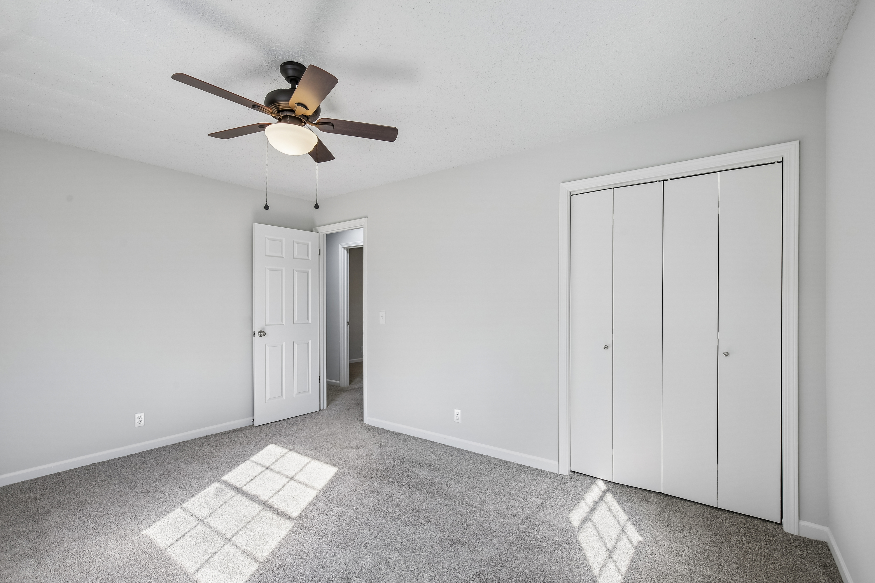 Photo 64 of 79 of 5148 Roxborough Dr, Hermitage, TN