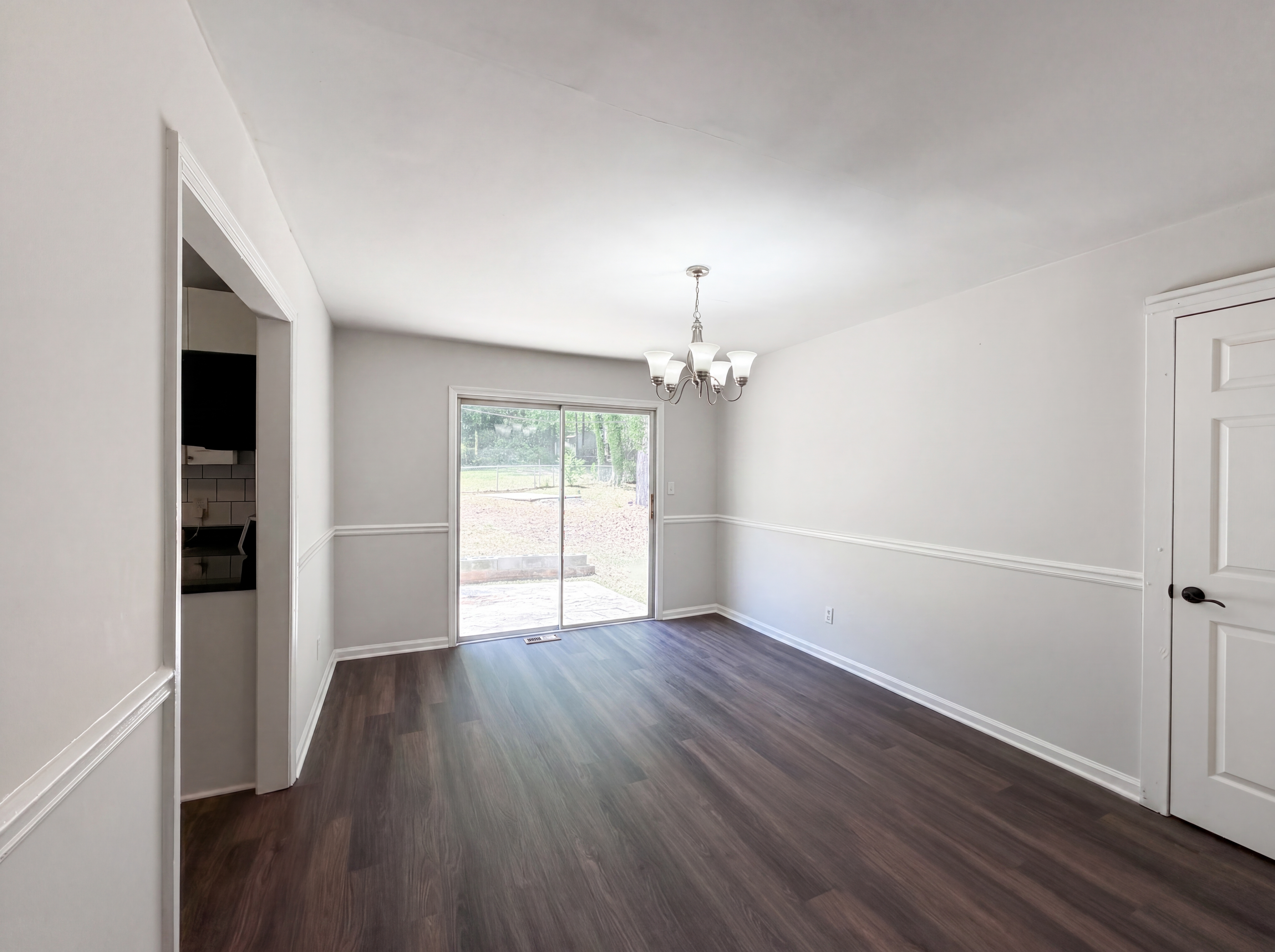 Photo 7 of 22 of 2650 Oxbow Way SW, Marietta, GA