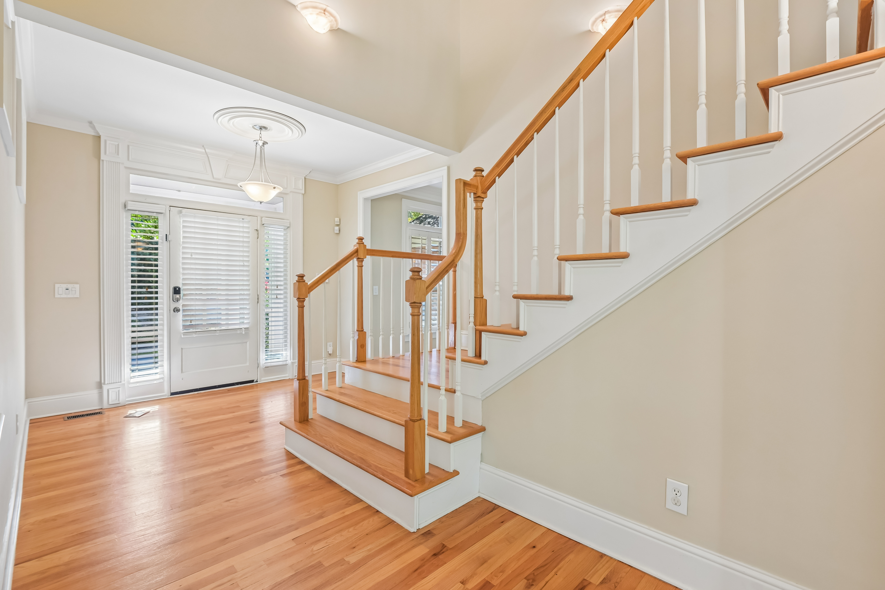 Photo 42 of 73 of 720 Barberry Dr, Alpharetta, GA