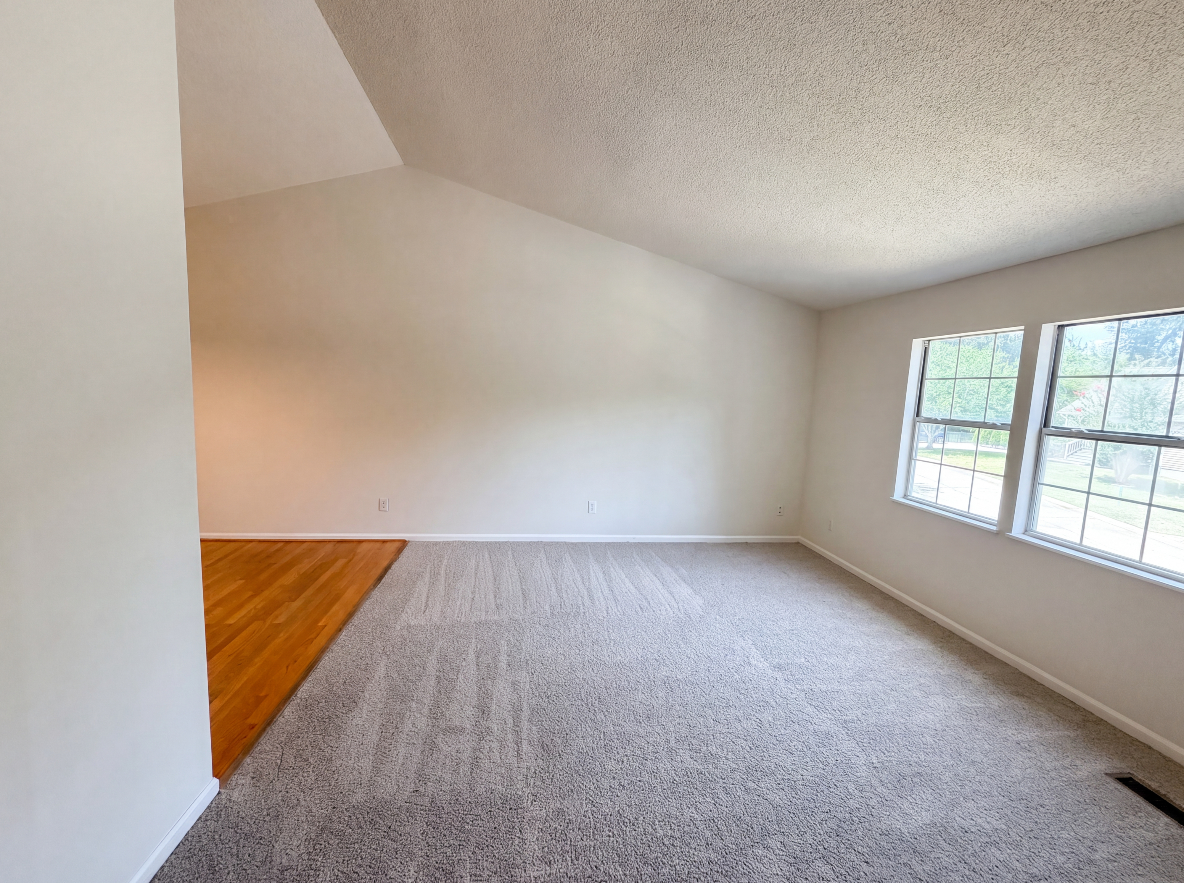 Photo 9 of 22 of 163 Stonewood Dr, West Columbia, SC