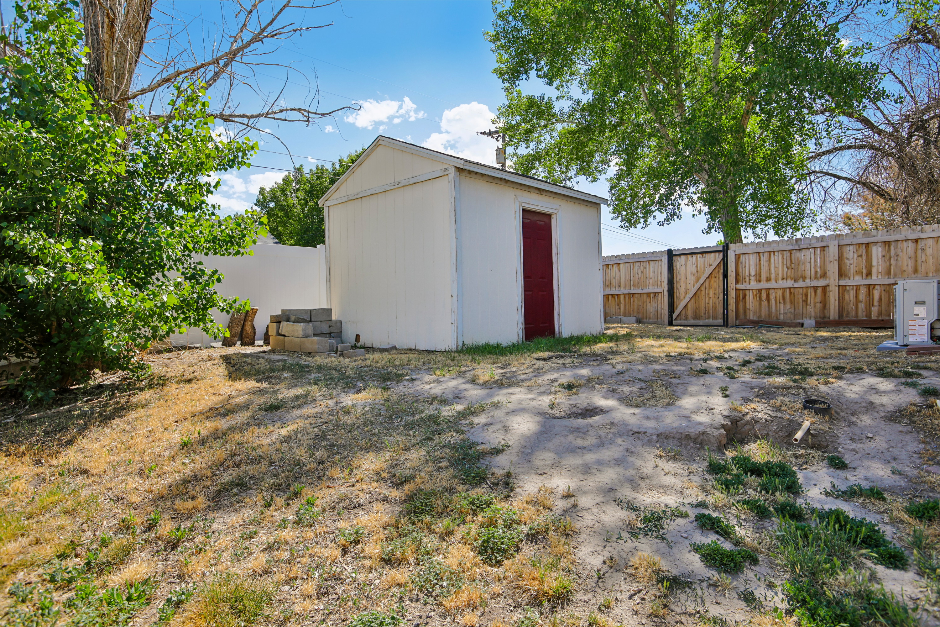 Photo 28 of 35 of 13235 S 2120 W, Riverton, UT