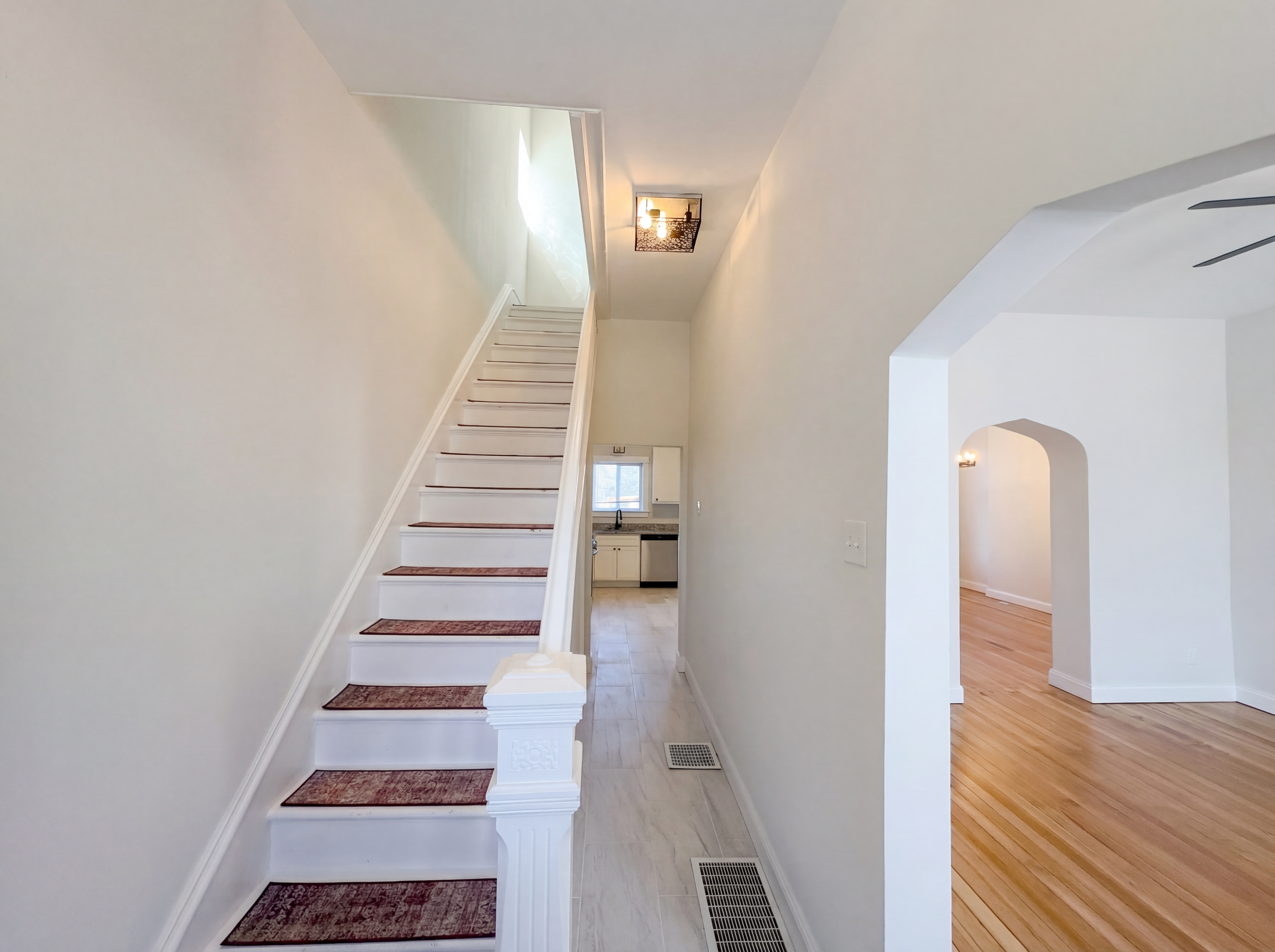 Photo 3 of 21 of 7101 Virginia Ave, Saint Louis, MO
