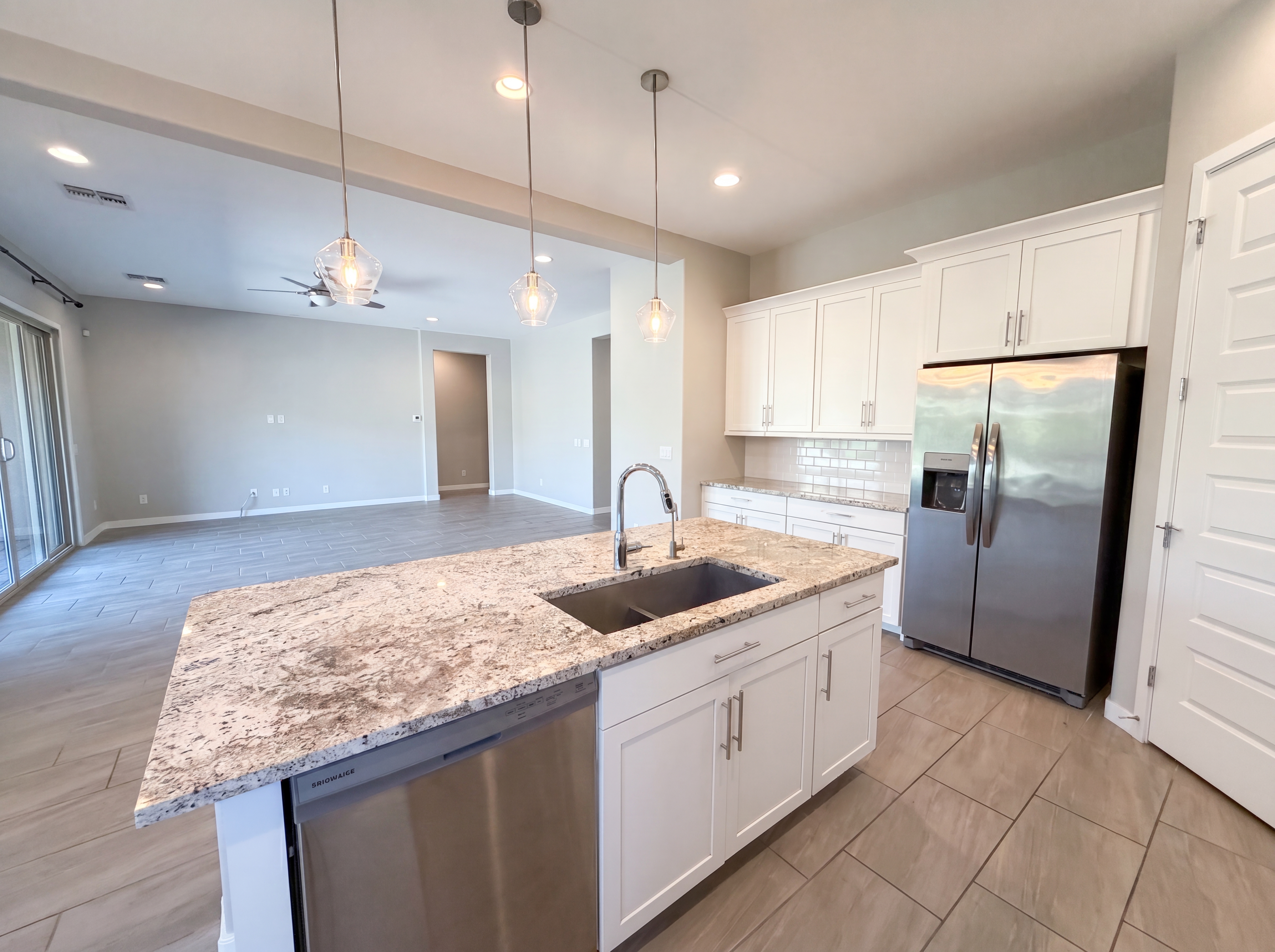 Photo 7 of 43 of 3226 N 197th Ave, Buckeye, AZ