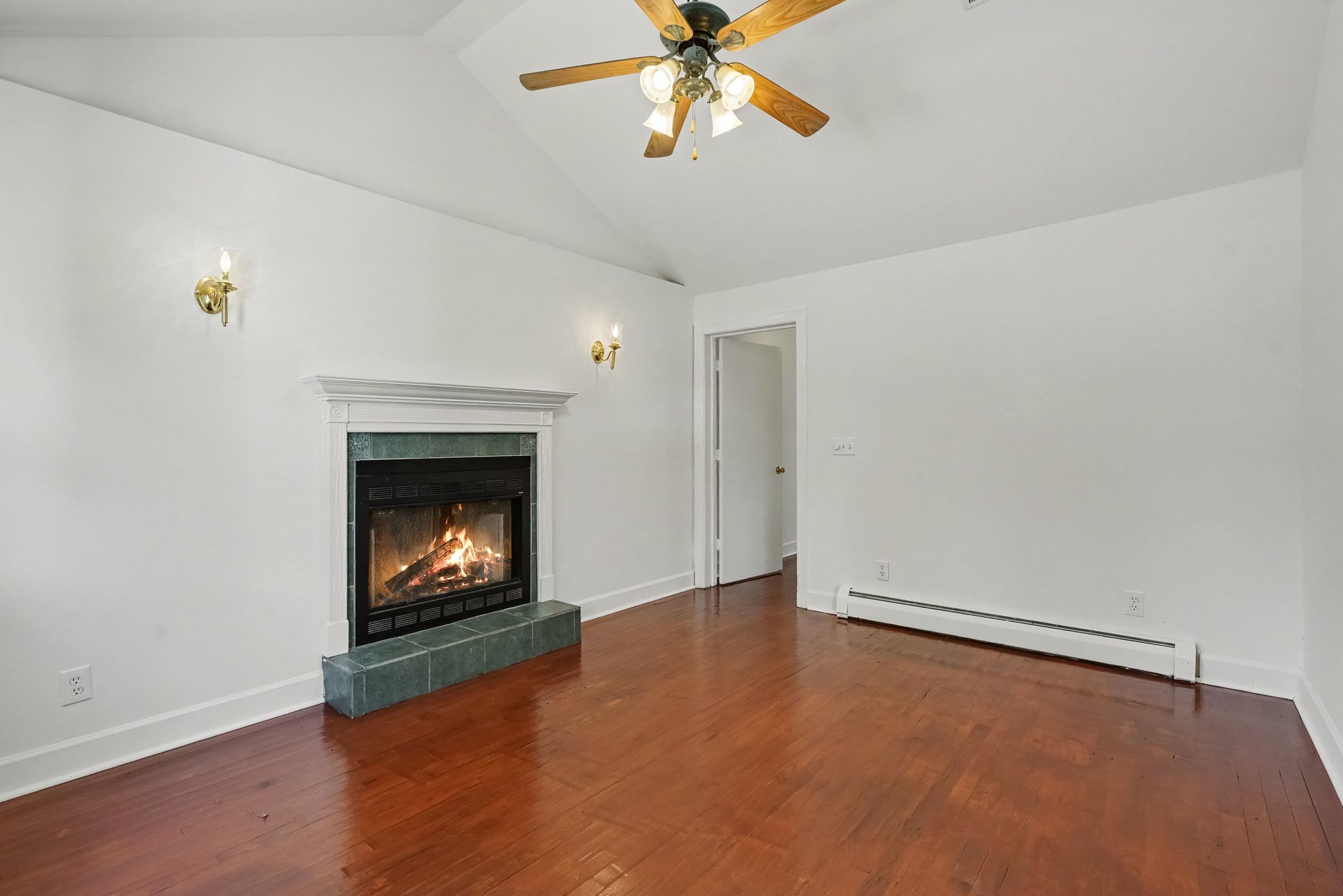 Photo 3 of 19 of 169 Montview Cir, Brevard, NC