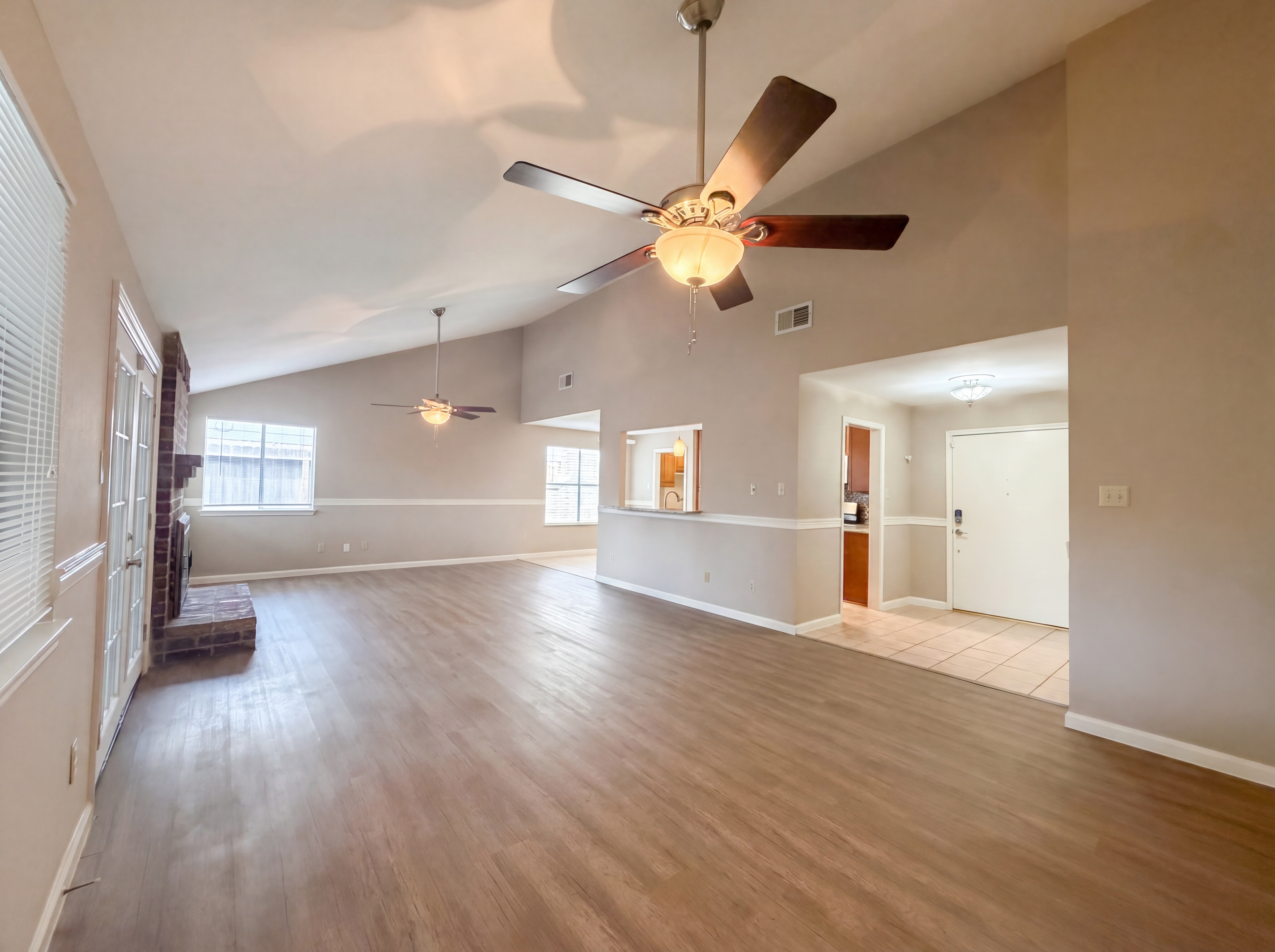 Photo 9 of 18 of 22031 Birch Valley Dr, Katy, TX