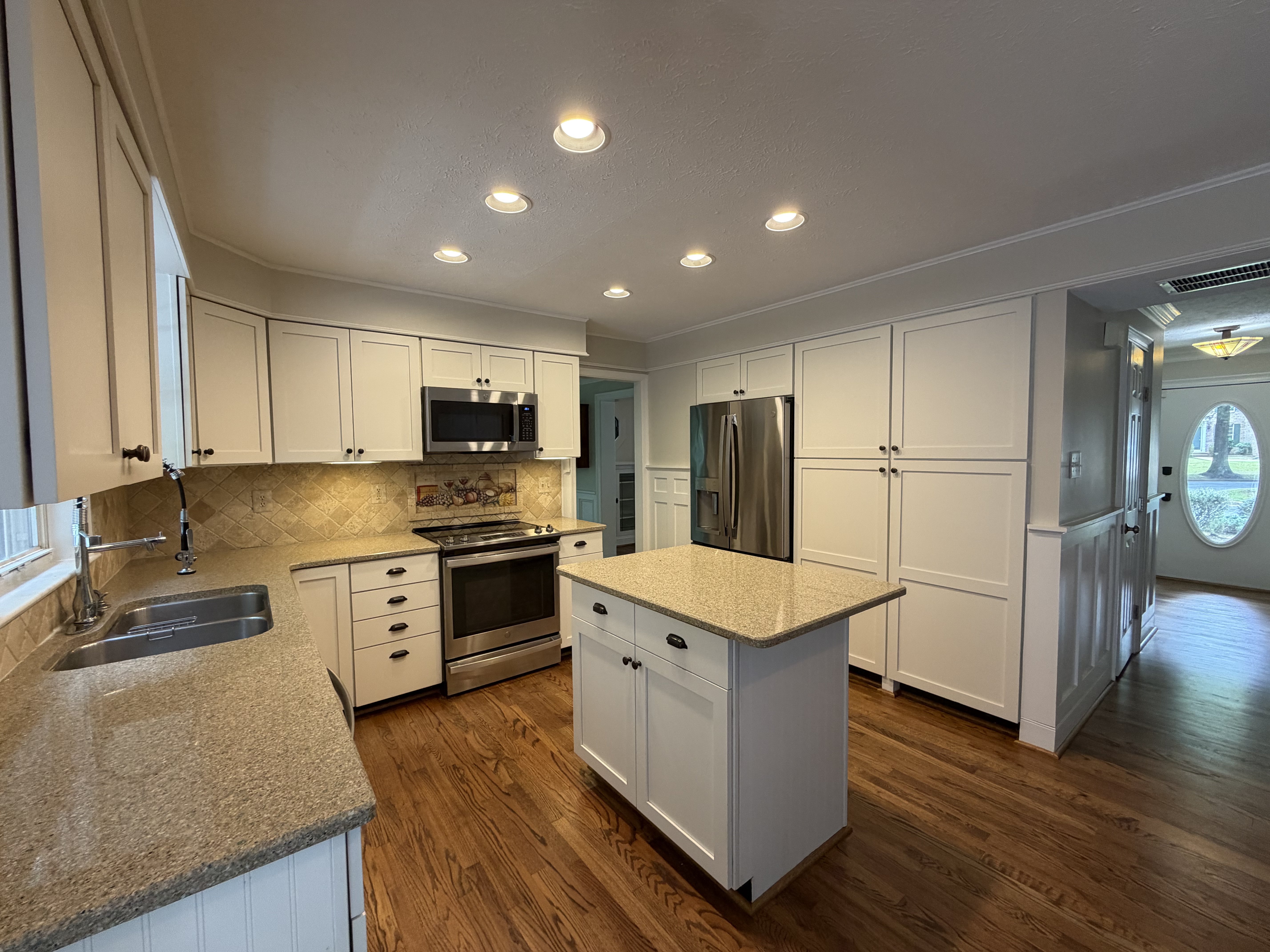 Photo 6 of 27 of 11301 Willowdale Dr, Germantown, MD