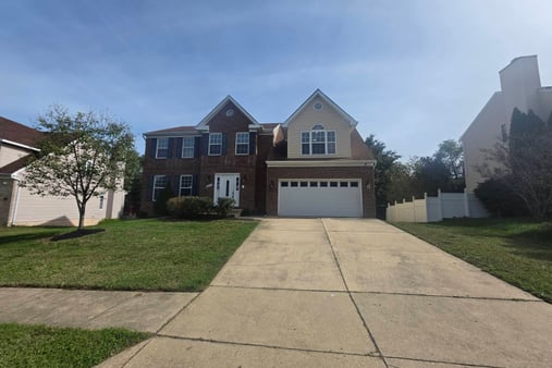 Photo 1 of 34 of 7802 Marwood Dr, Clinton, MD