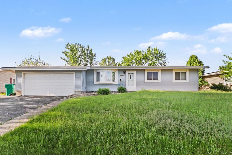 Property photo 1 of 404 Sable Dr