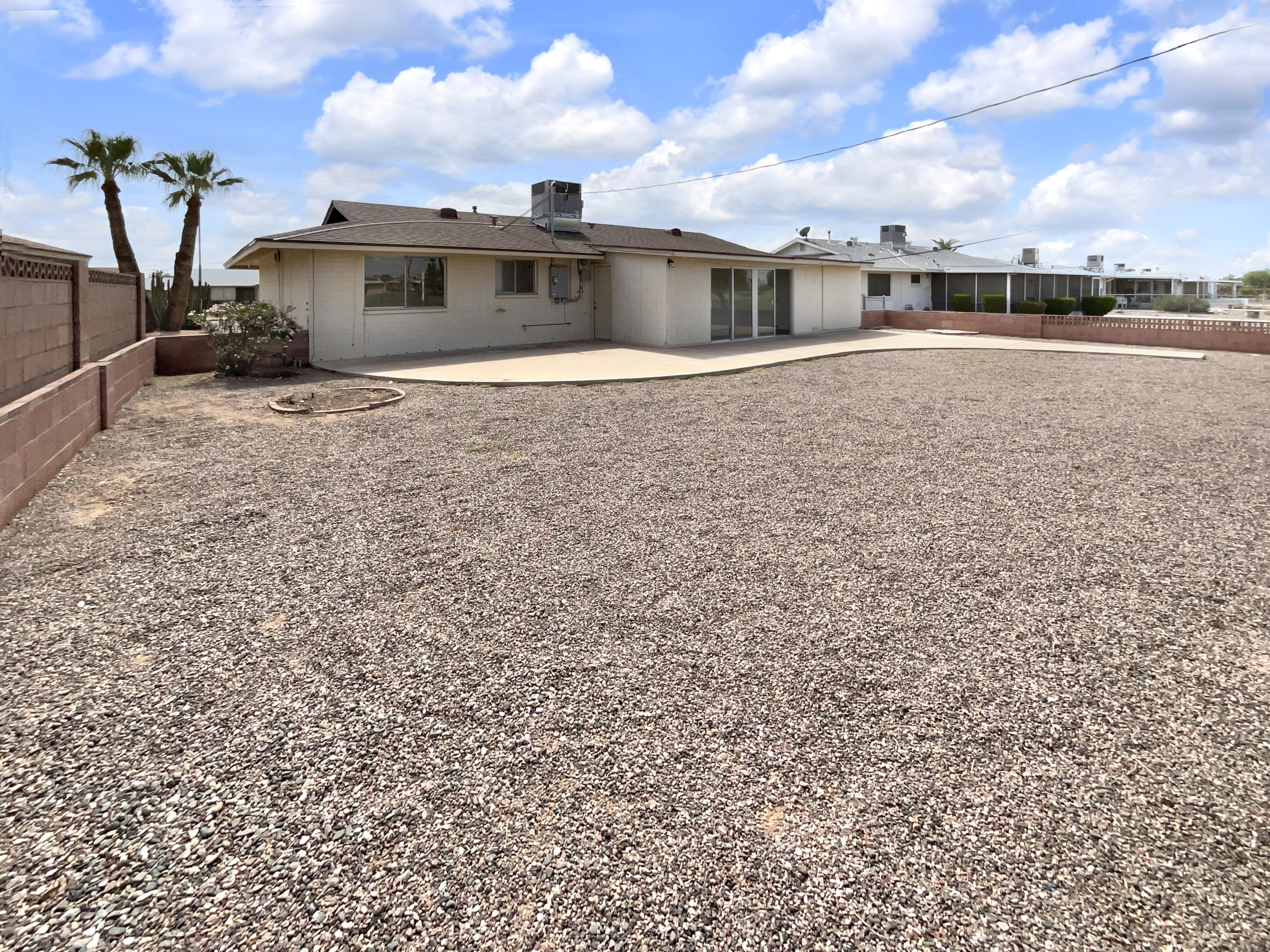 Photo 5 of 22 of 10414 W Sun City Blvd, Sun City, AZ