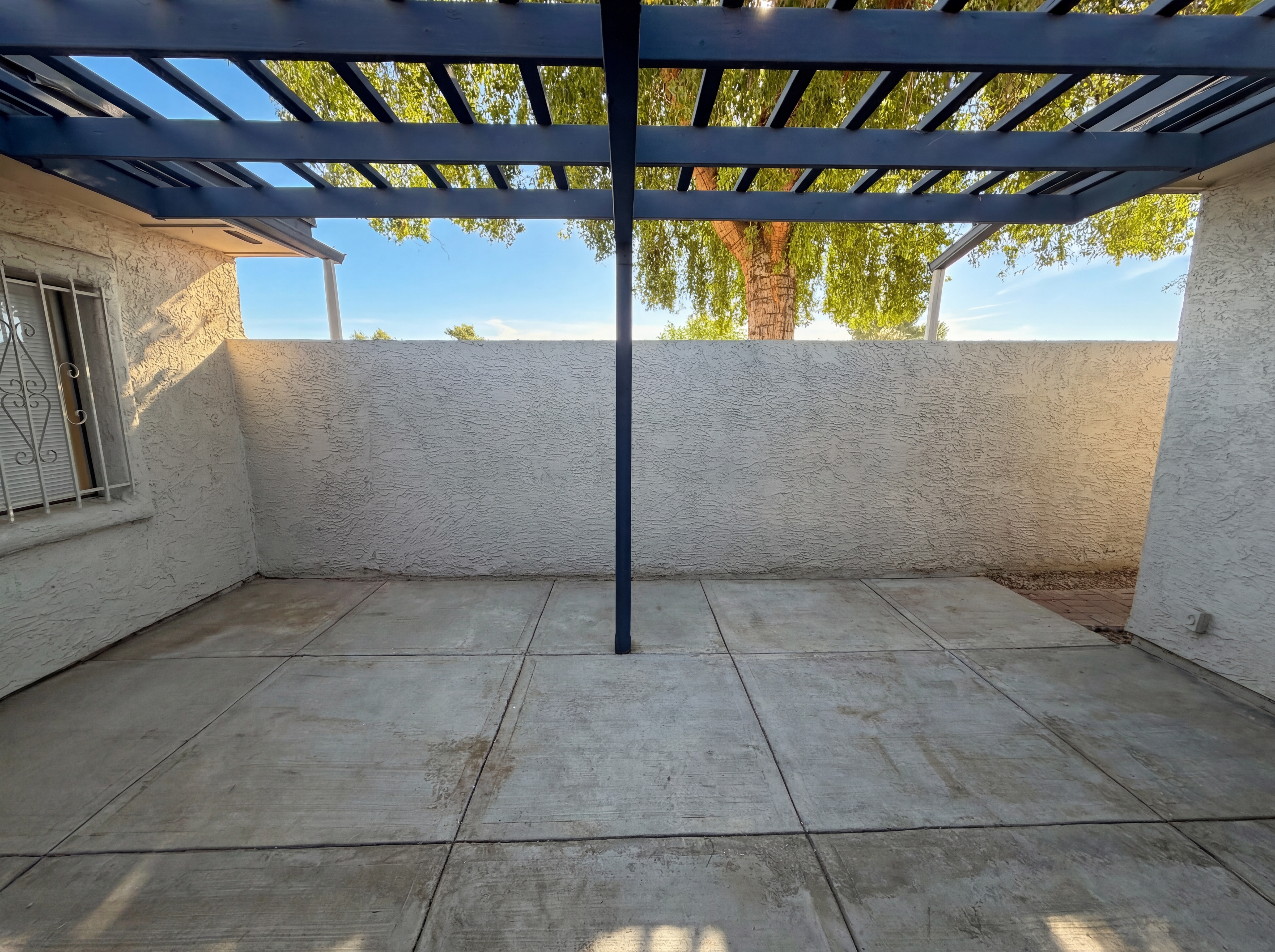 Photo 5 of 22 of 5406 W El Caminito Dr, Glendale, AZ