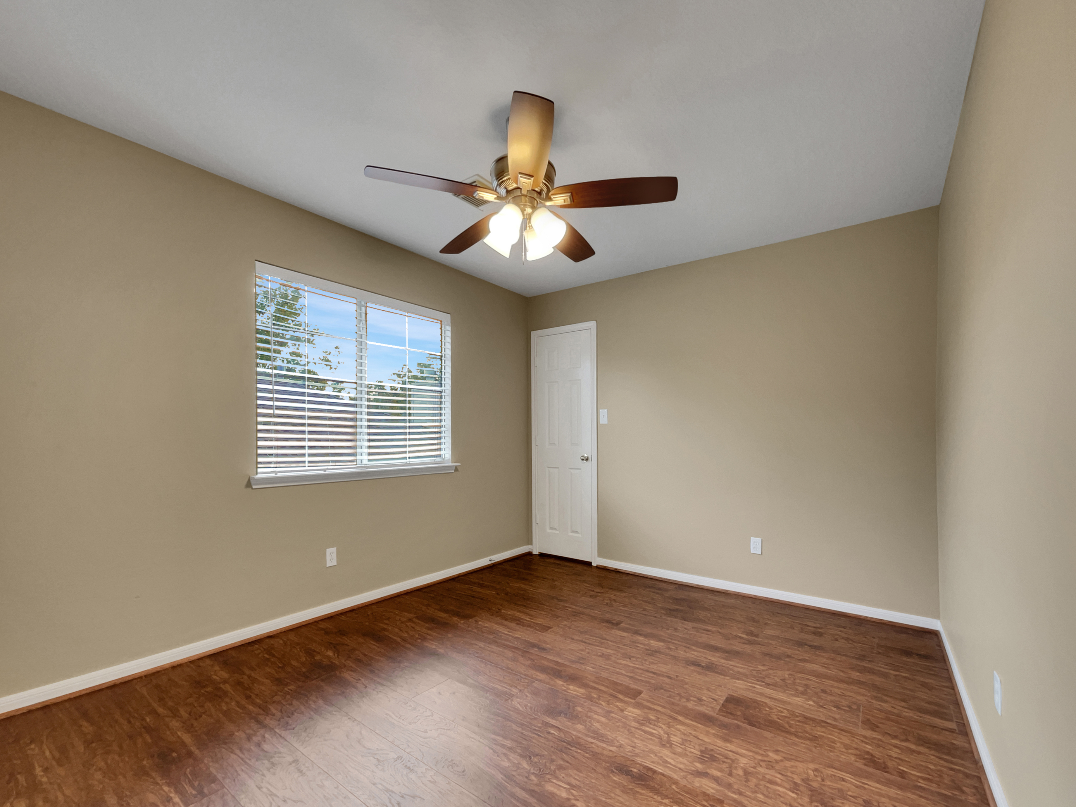 Photo 18 of 23 of 25823 Bearborough Dr, Spring, TX