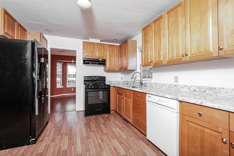 Property photo 2 of 100 Payne Ct