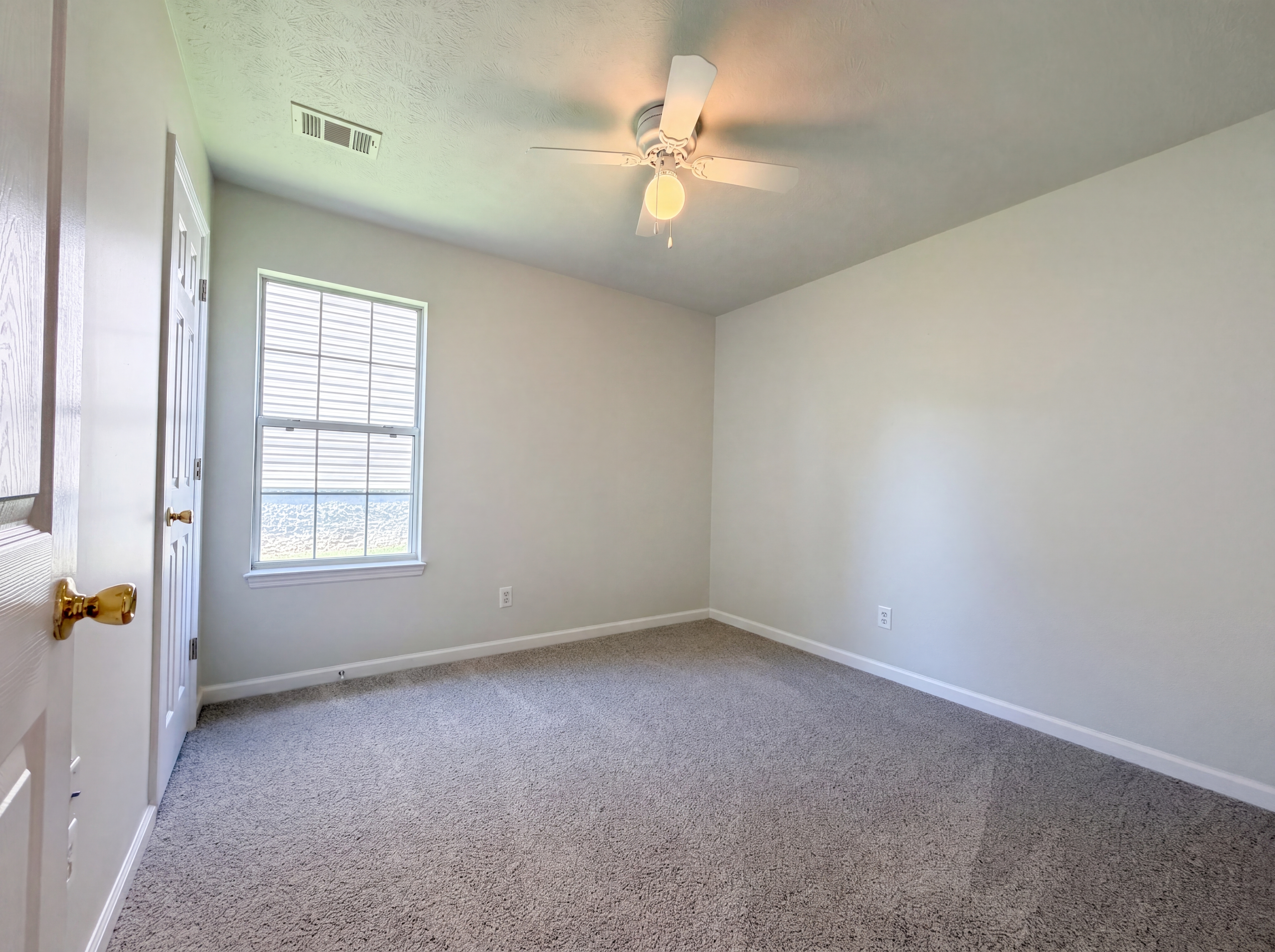 Photo 10 of 16 of 609 Sandy Spring Trl, Madison, TN