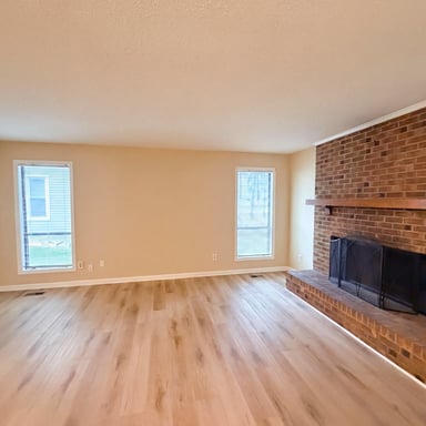 Property photo 3 of 104 Arbuckle Ln