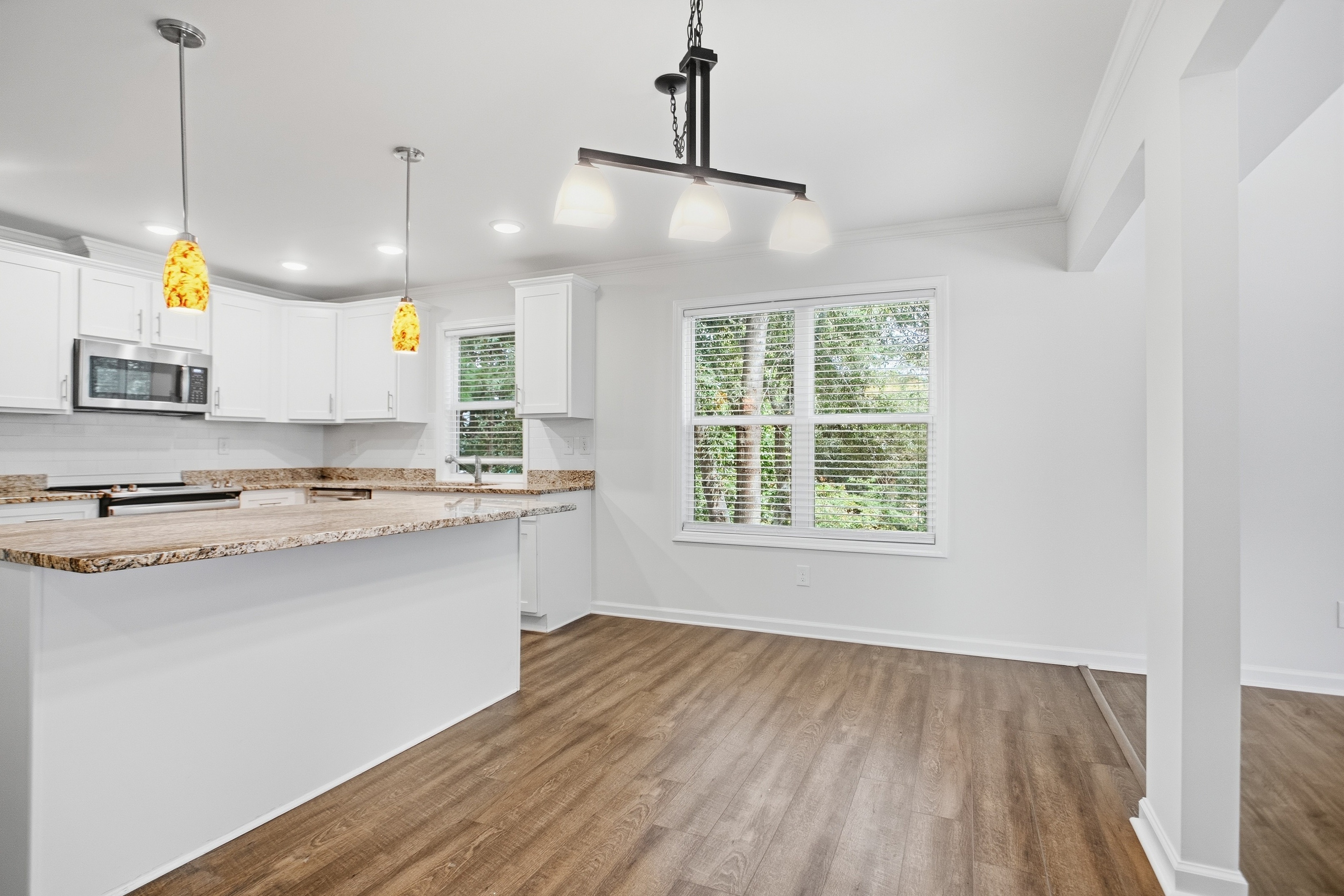 Photo 14 of 67 of 2878 Oak Springs Dr, Statham, GA