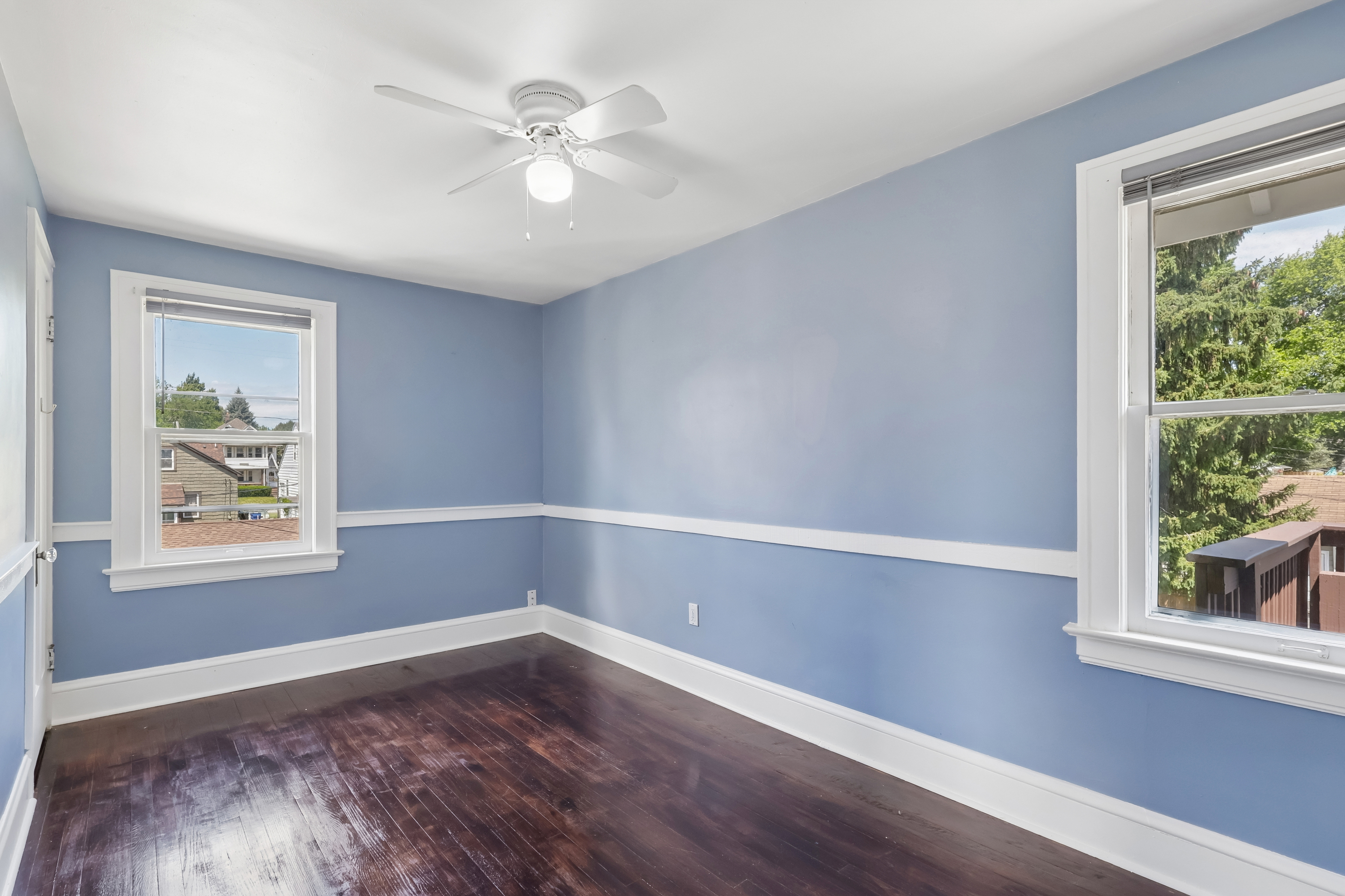 Photo 27 of 46 of 14606 Bartter Ave, Cleveland, OH
