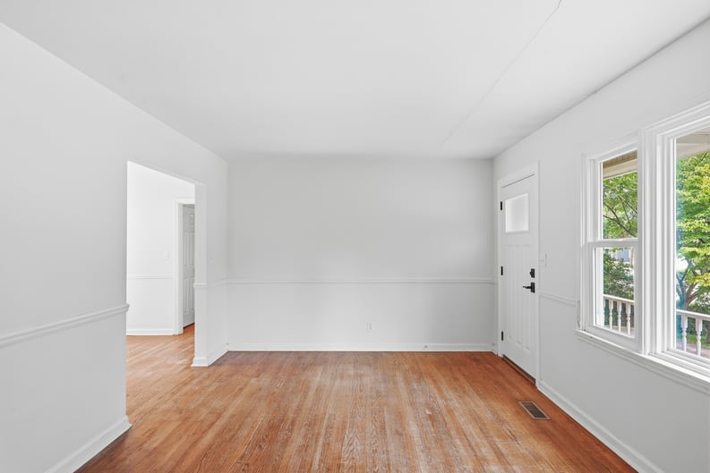 Property photo 3 of 3703 Thrushwood Dr