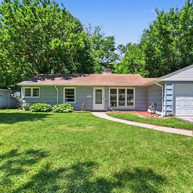 Property photo 1 of 322 Indianwood Blvd