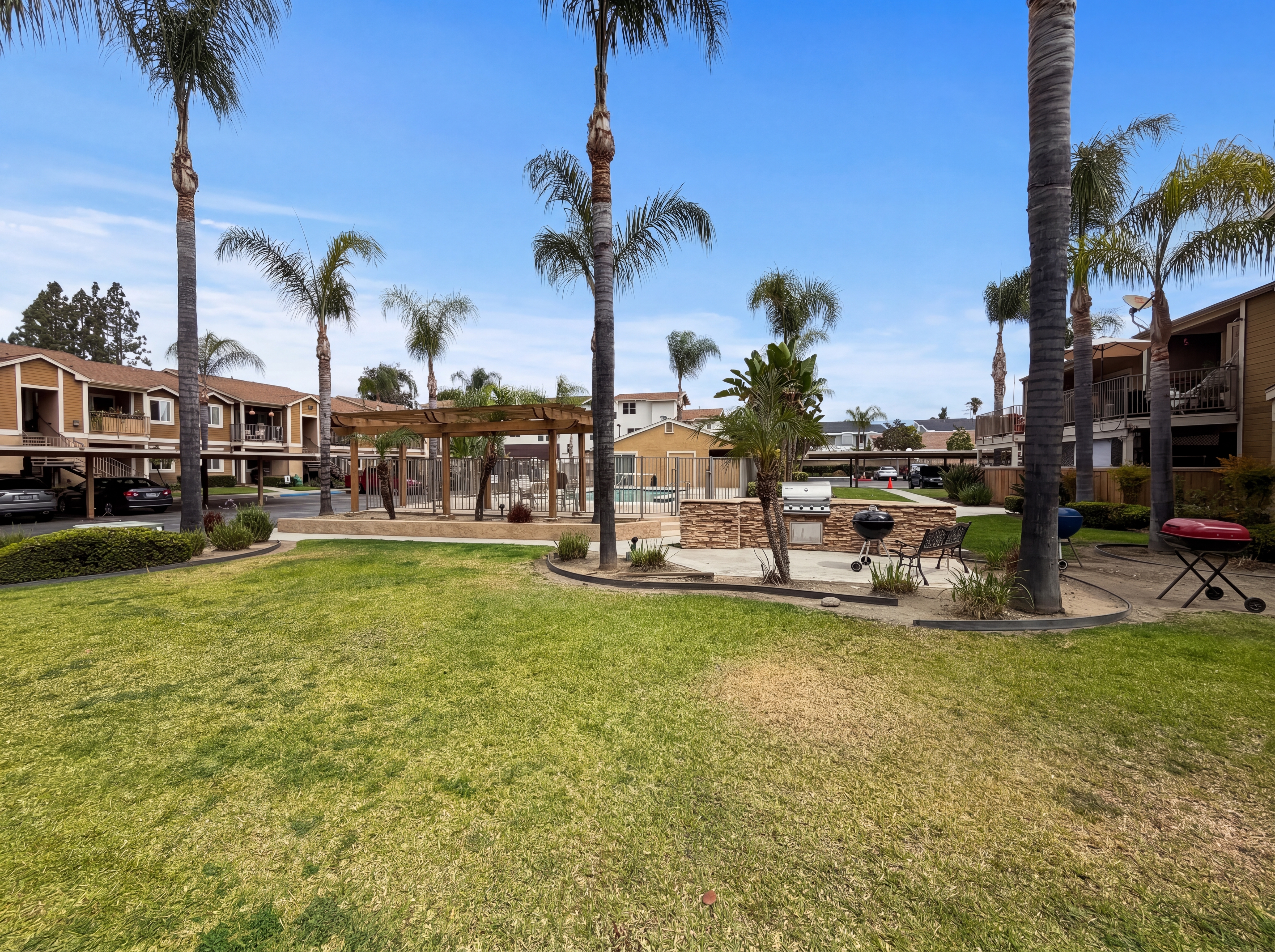 Photo 28 of 31 of 920 S Palmetto Ave, Ontario, CA