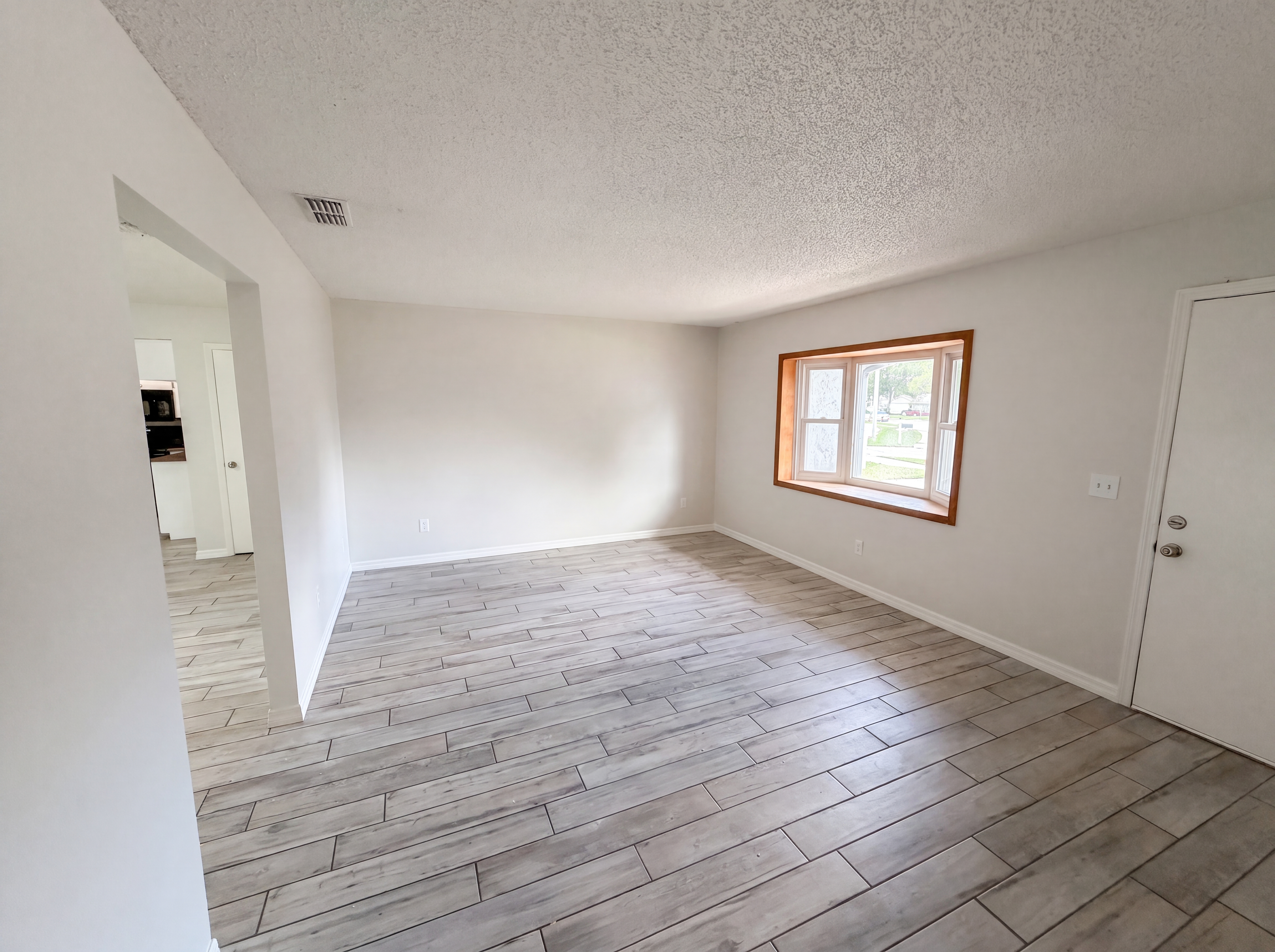 Photo 7 of 26 of 2922 Xavier Ct, Orlando, FL