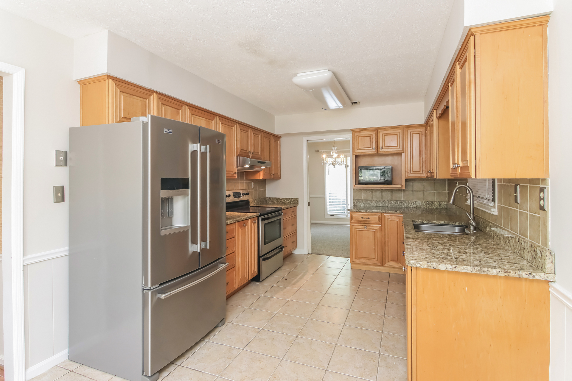 Photo 2 of 20 of 4303 Castlewood Pkwy, Columbus, GA