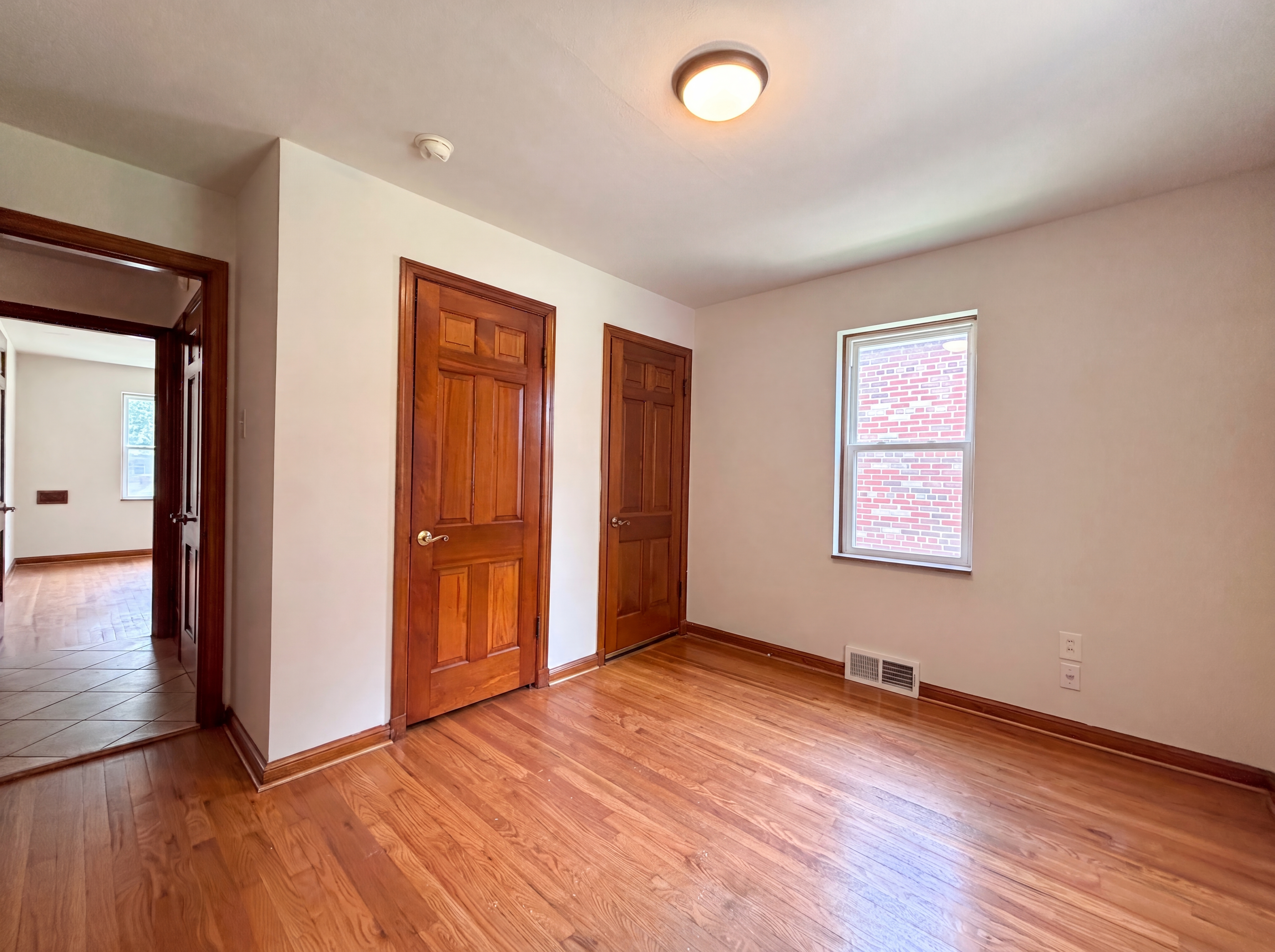 Photo 10 of 24 of 5363 Reber Pl, Saint Louis, MO