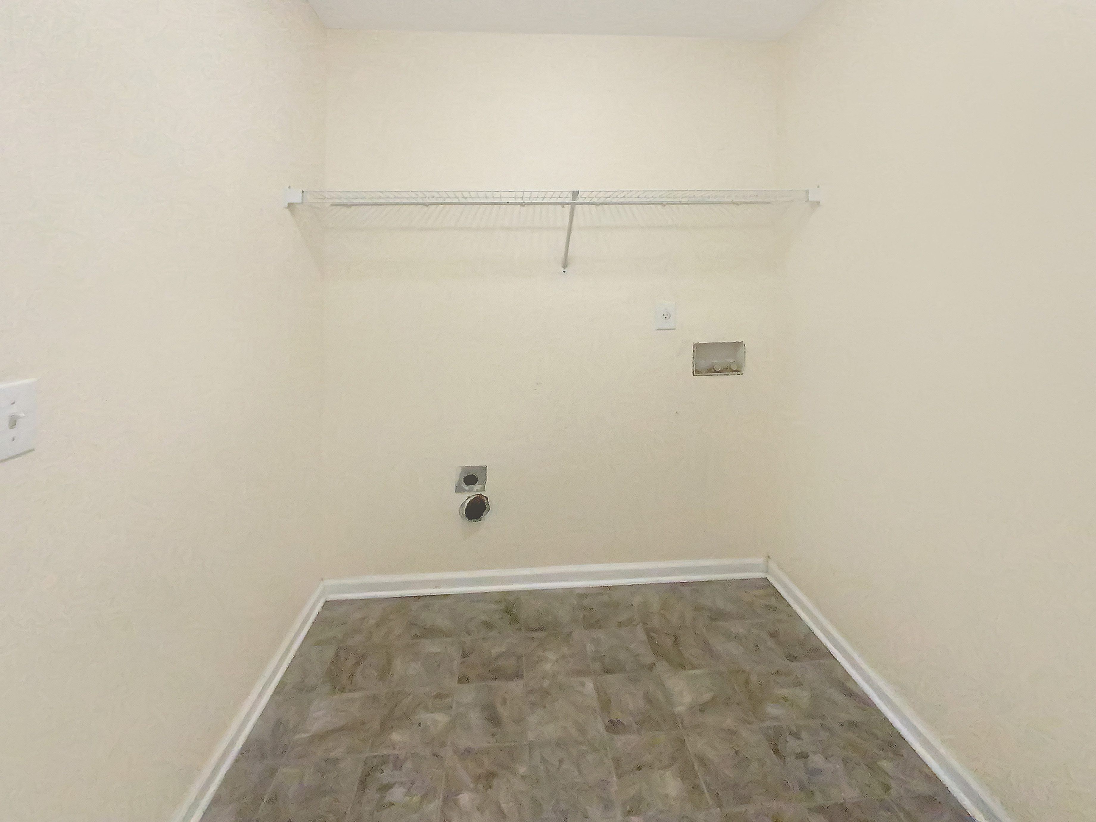 Photo 23 of 30 of 470 Trelawney Cir, Covington, GA
