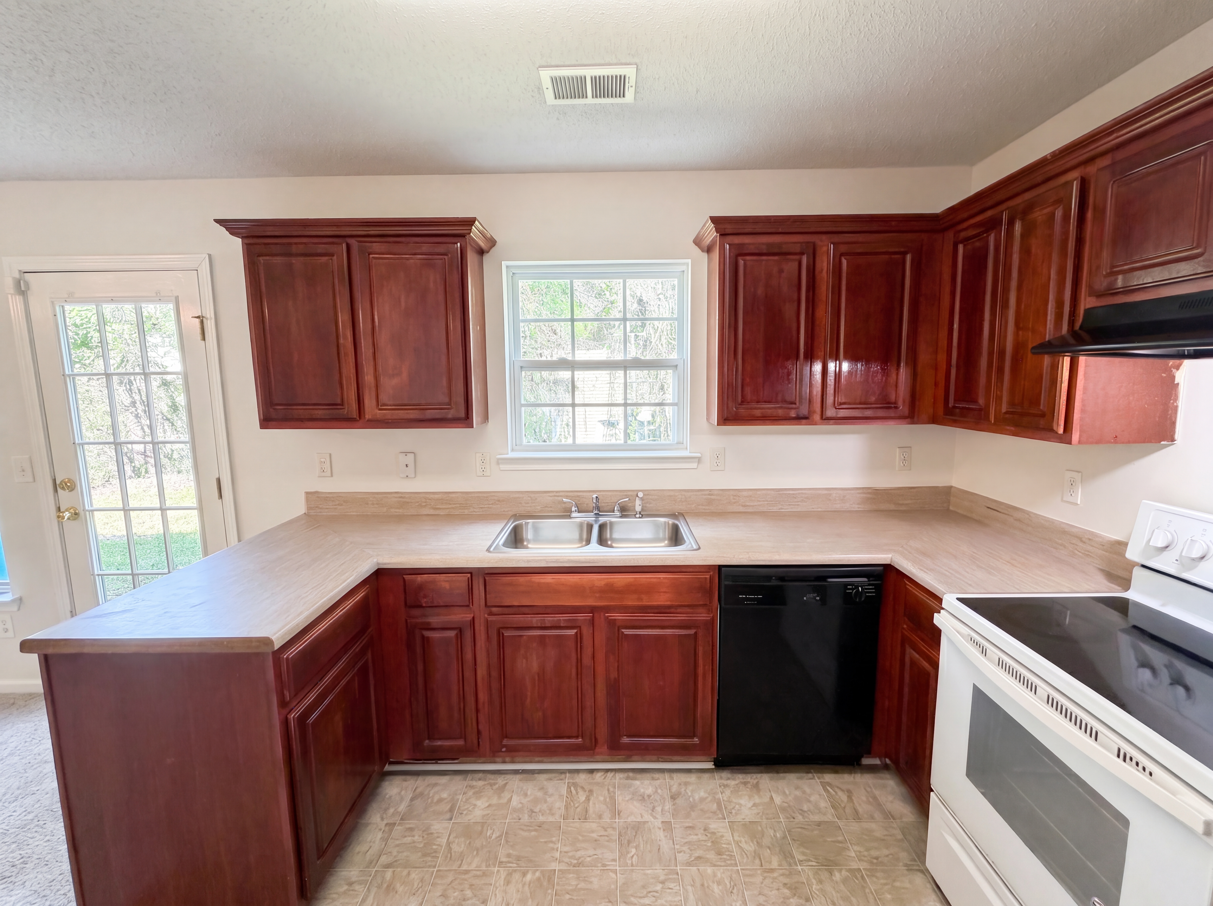 Photo 4 of 18 of 624 Stadler Pointe, McDonough, GA