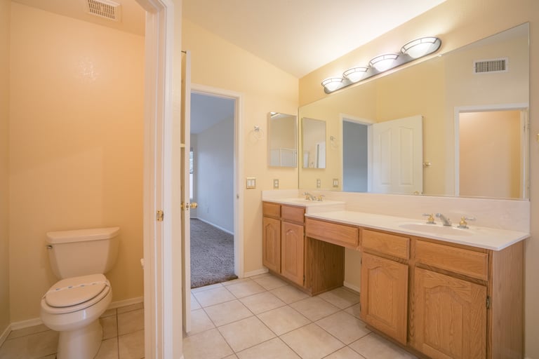 Photo 14 of 28 - 9923 N 58th Dr, Glendale, AZ 85302