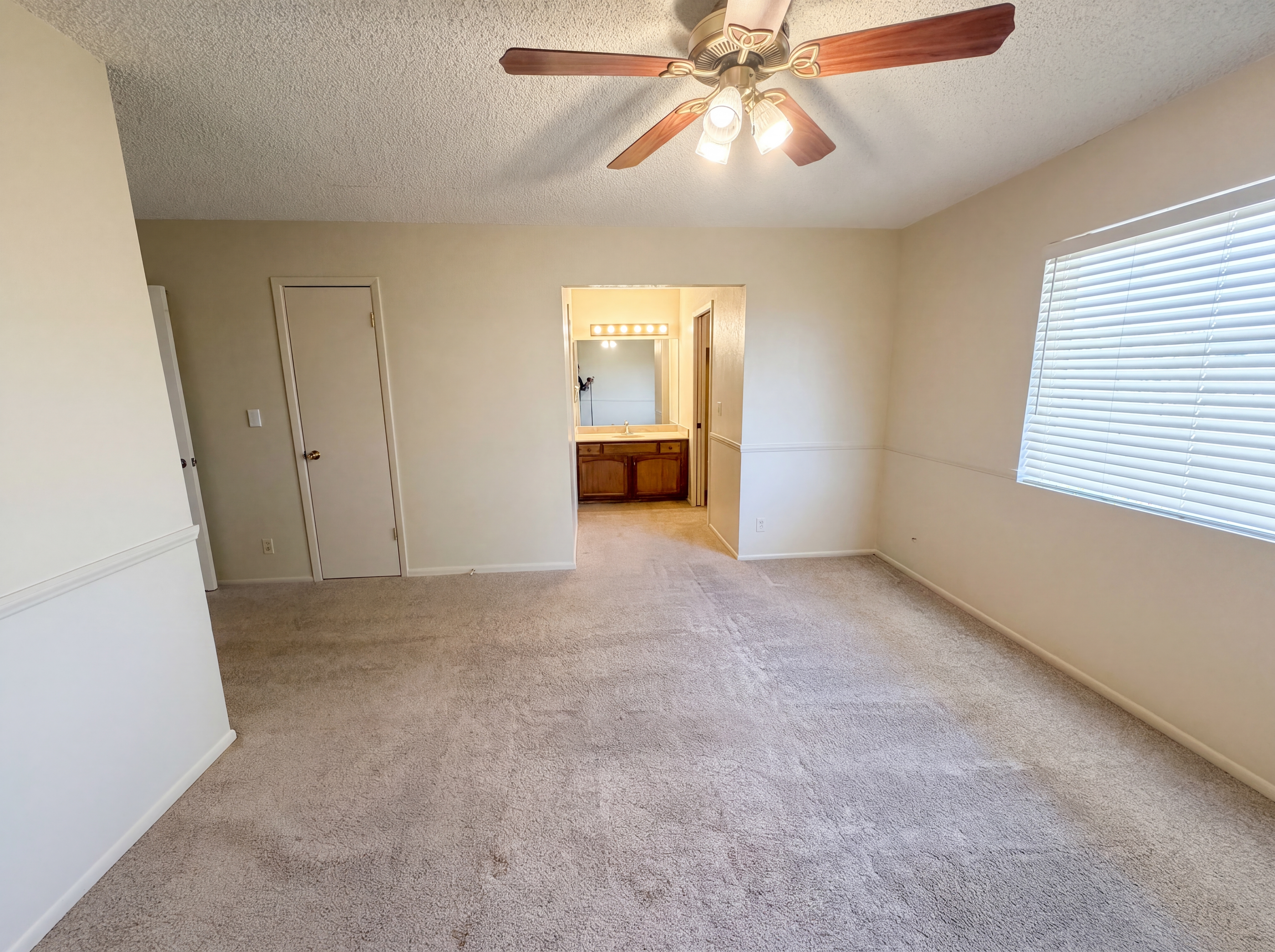 Photo 4 of 40 of 2035 S 227th Ave, Buckeye, AZ
