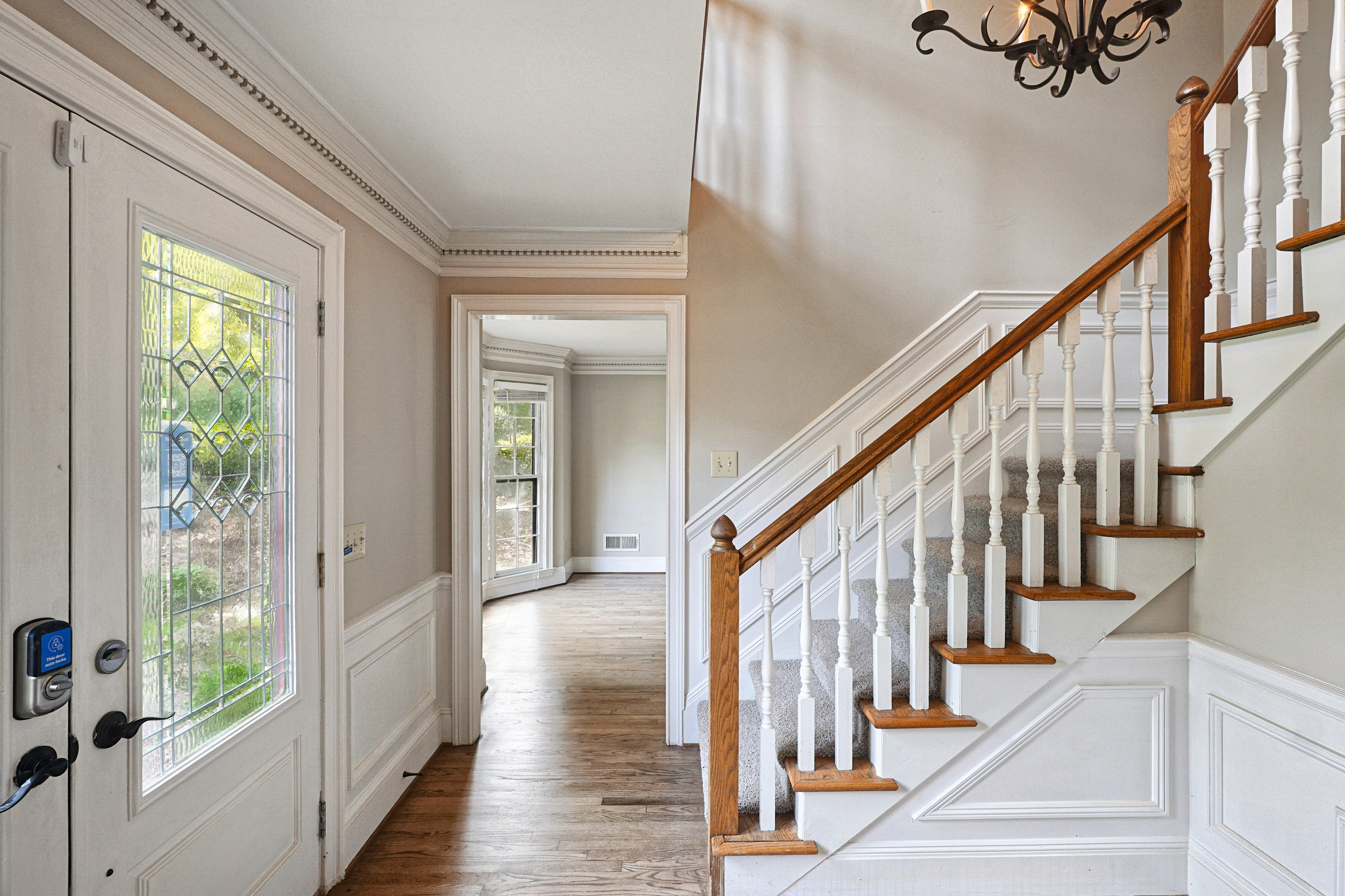 Photo 7 of 63 of 2360 Kimbrough Ct, Sandy Springs, GA