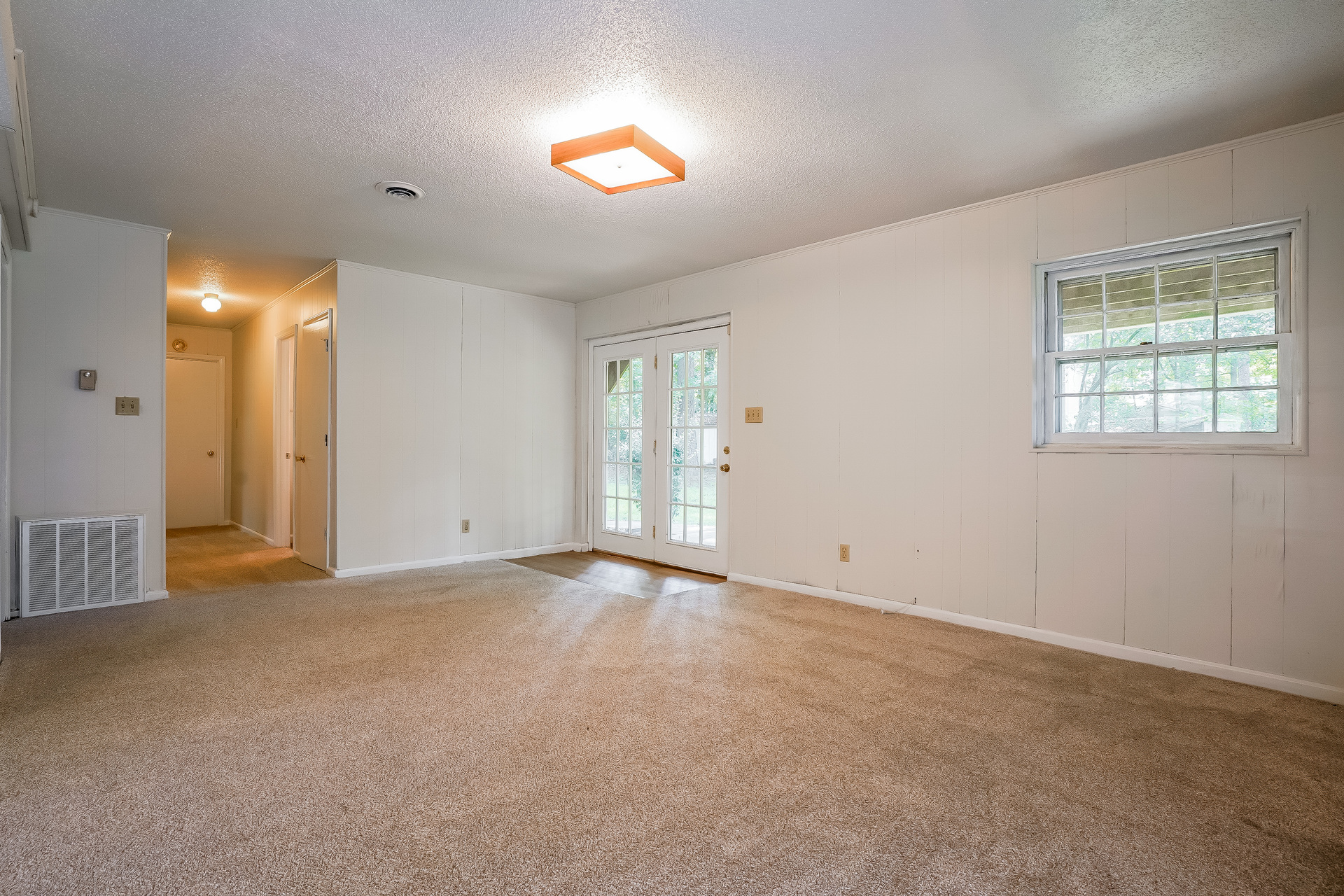 Photo 10 of 22 of 1531 Hamlett Dr, Henderson, NC