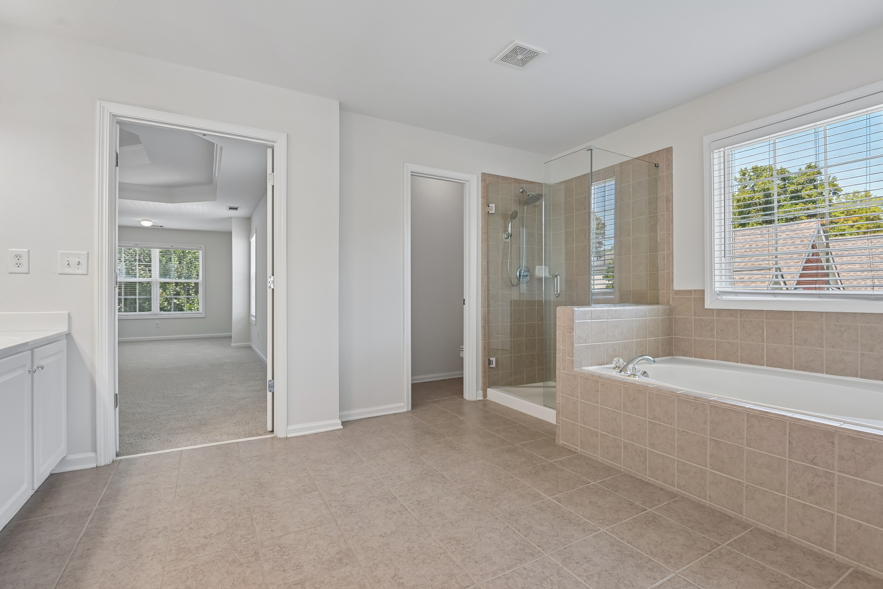 Photo 19 of 32 of 4564 Austin Hills Dr, Suwanee, GA
