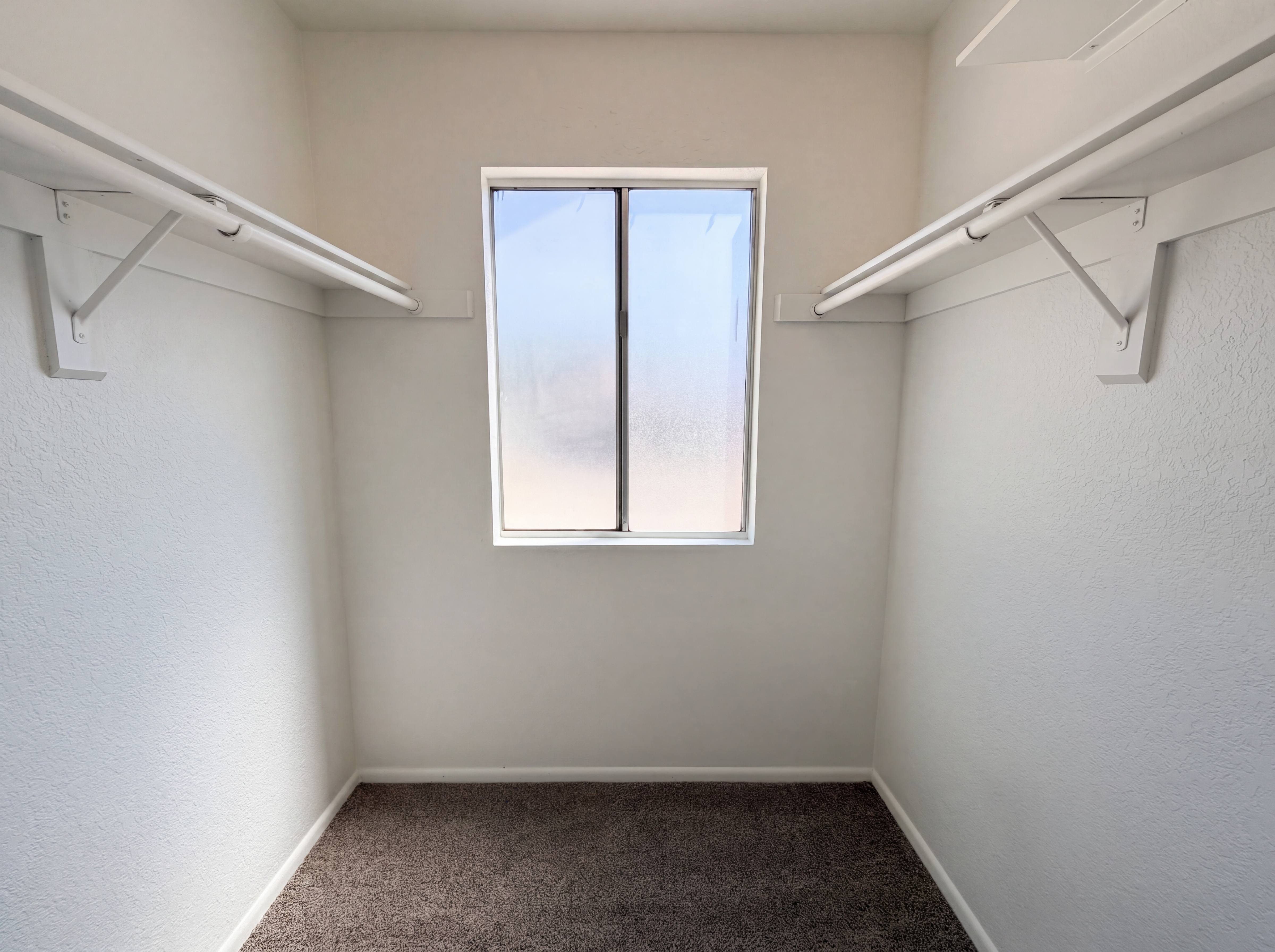 Photo 13 of 17 of 5135 E Evergreen St, Mesa, AZ