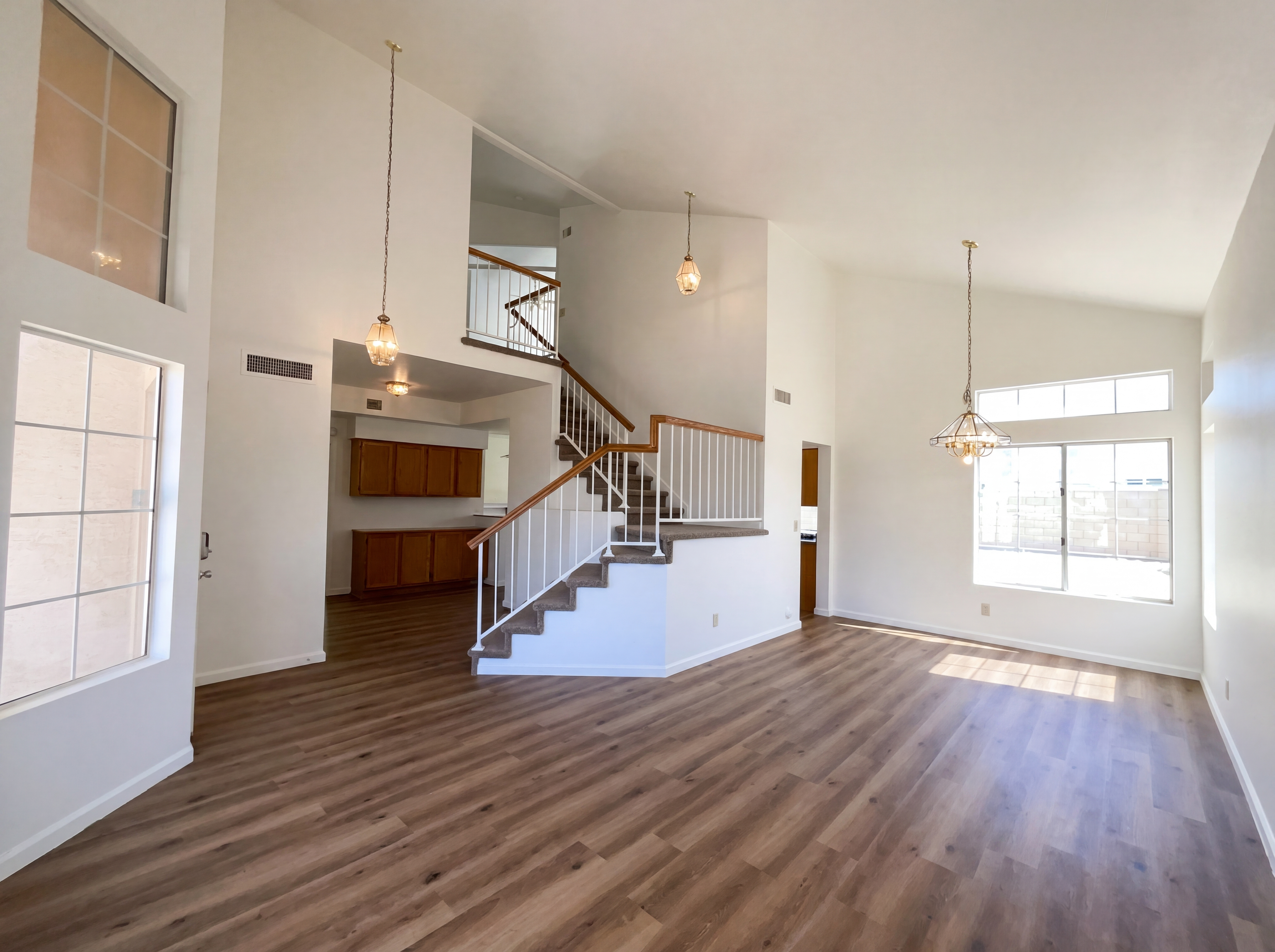 Photo 3 of 30 of 1143 E Harbor View Dr, Gilbert, AZ