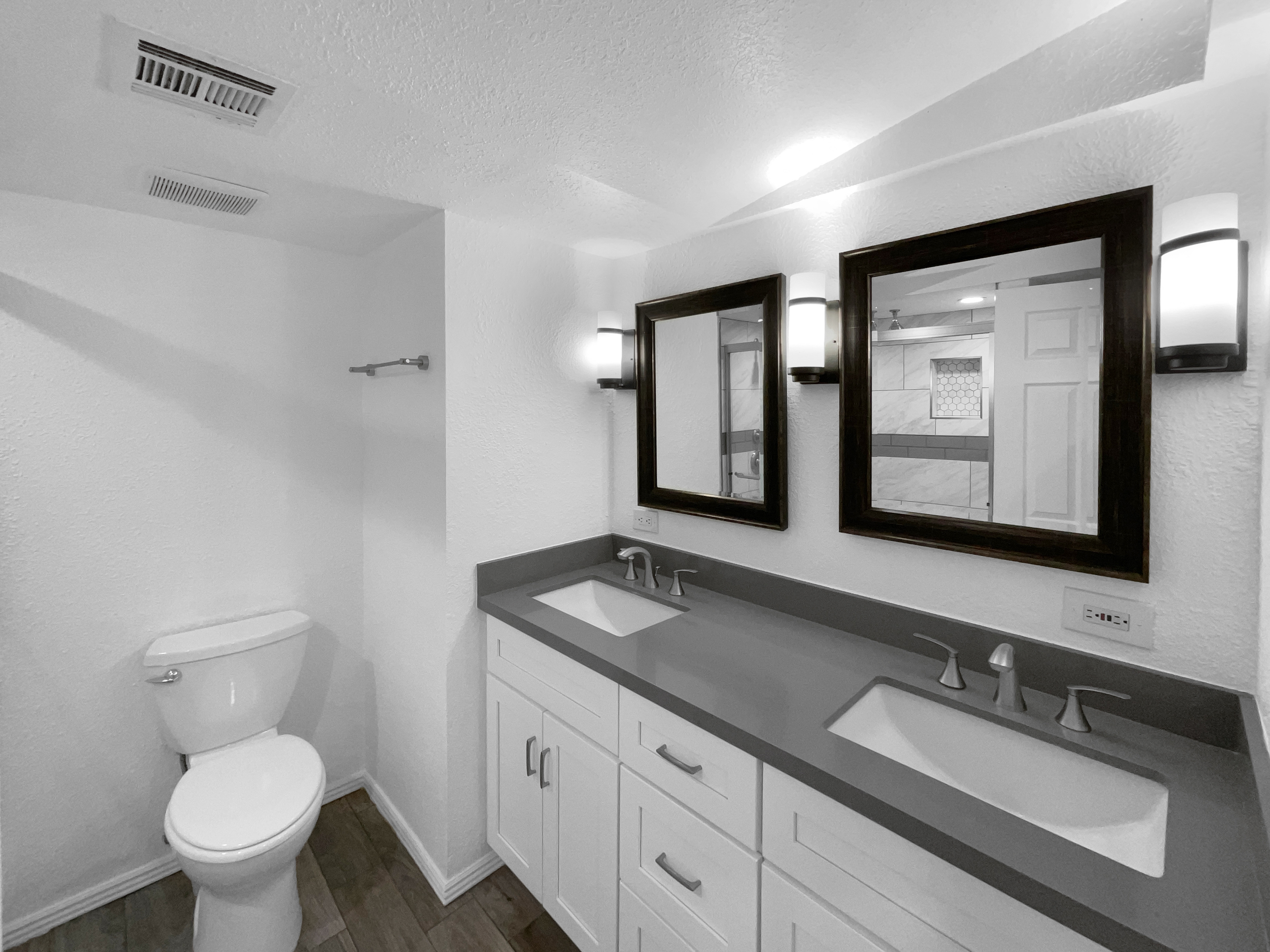 Photo 8 of 22 of 4925 N 73rd St, Scottsdale, AZ