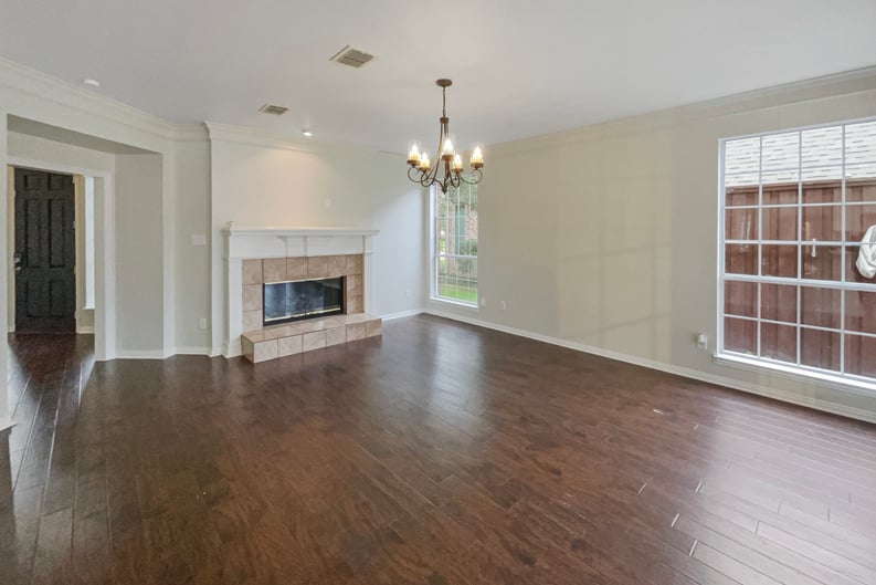 Property photo 3 of 413 Thunderbrook Rd