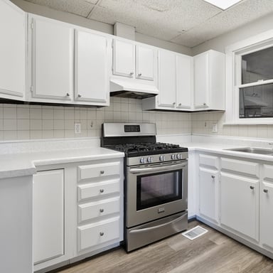 Property photo 3 of 115 Collinsville Rd