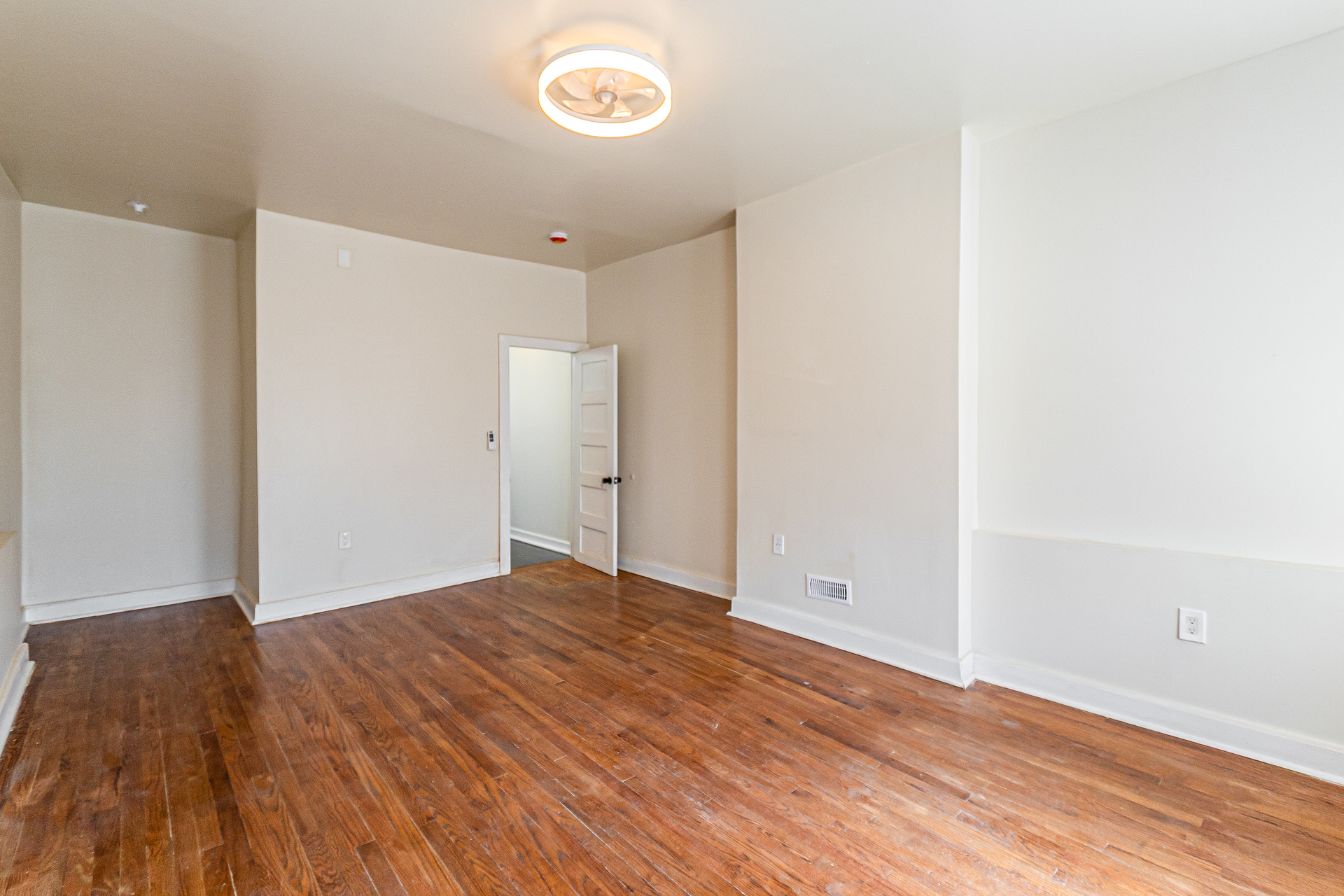 Photo 9 of 22 of 1135 Myrtle Ave, Baltimore, MD