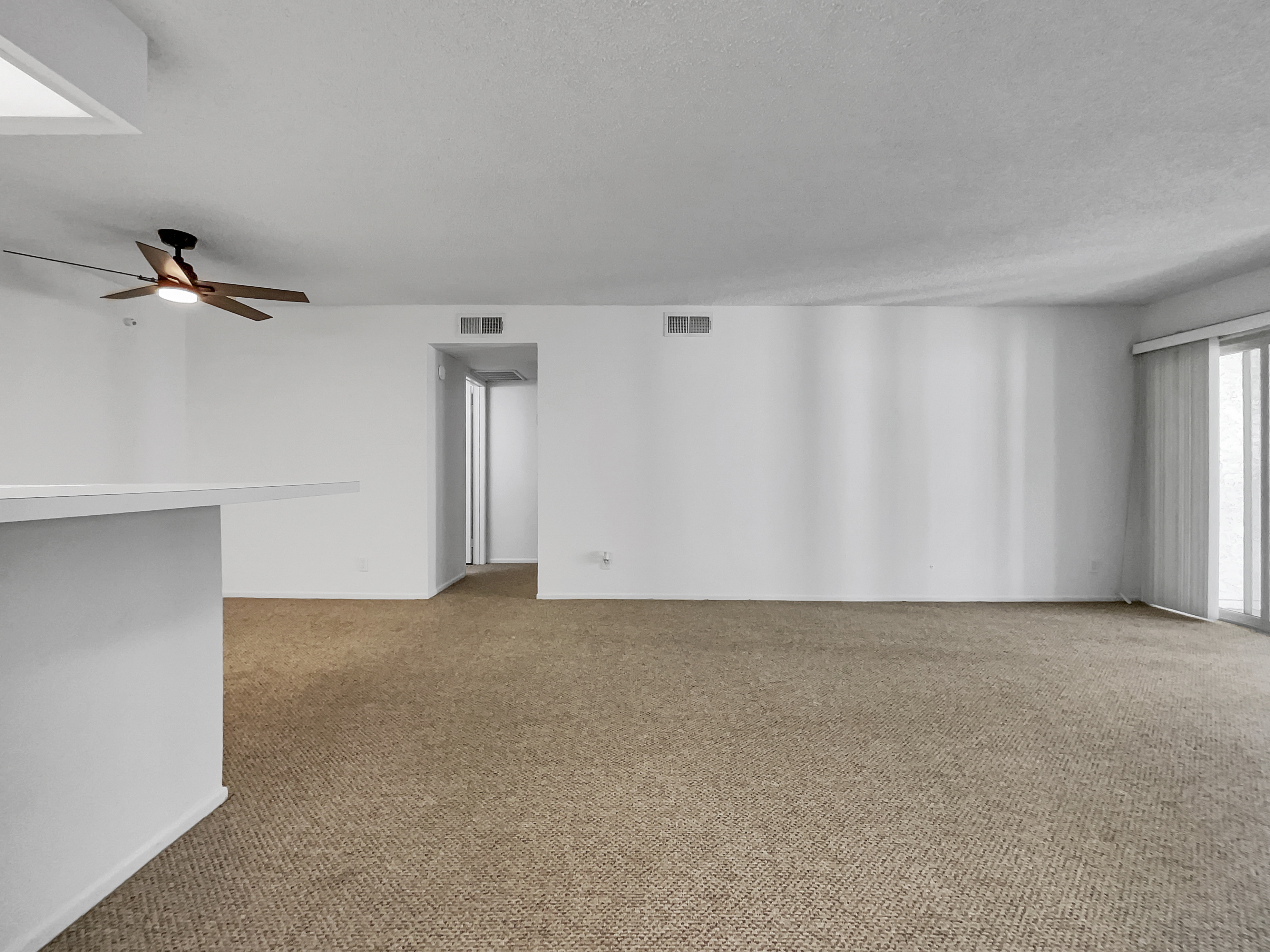 Photo 3 of 21 of 4712 Park Granada, Calabasas, CA