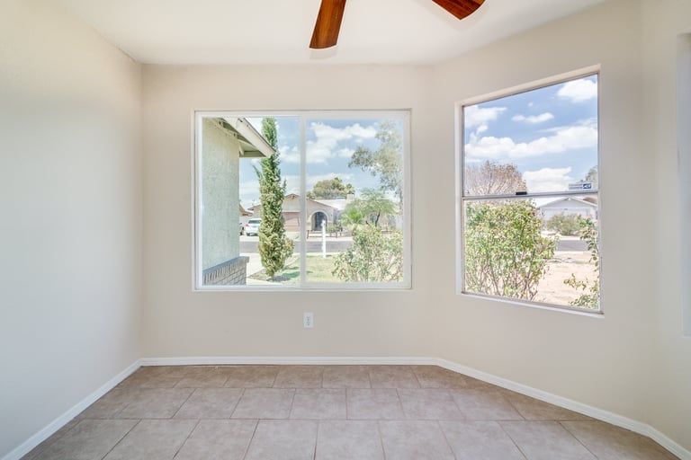 Photo 10 of 27 - 7239 W Sunnyslope Ln, Peoria, AZ 85345