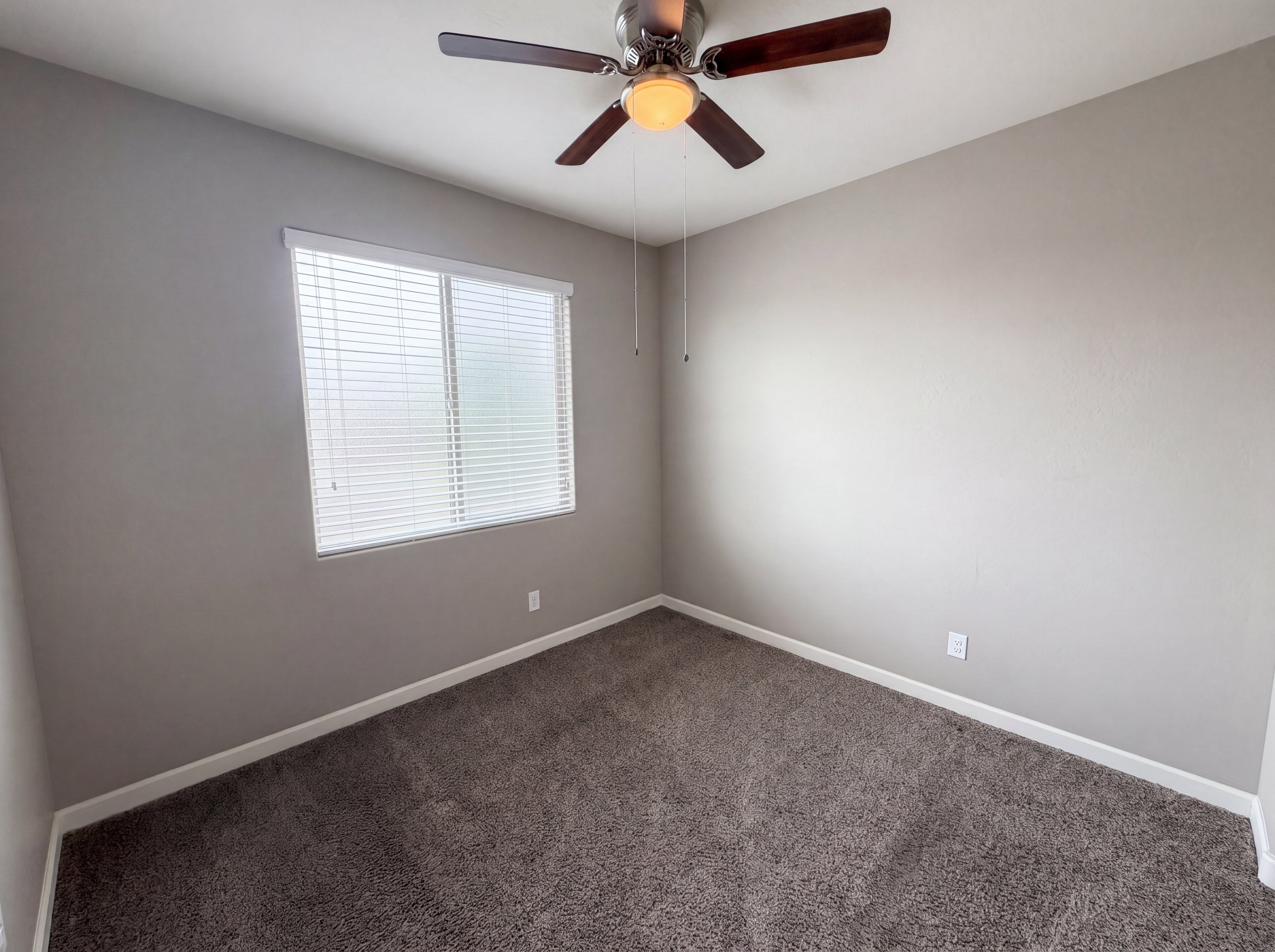 Photo 13 of 31 of 23680 W Magnolia Dr, Buckeye, AZ