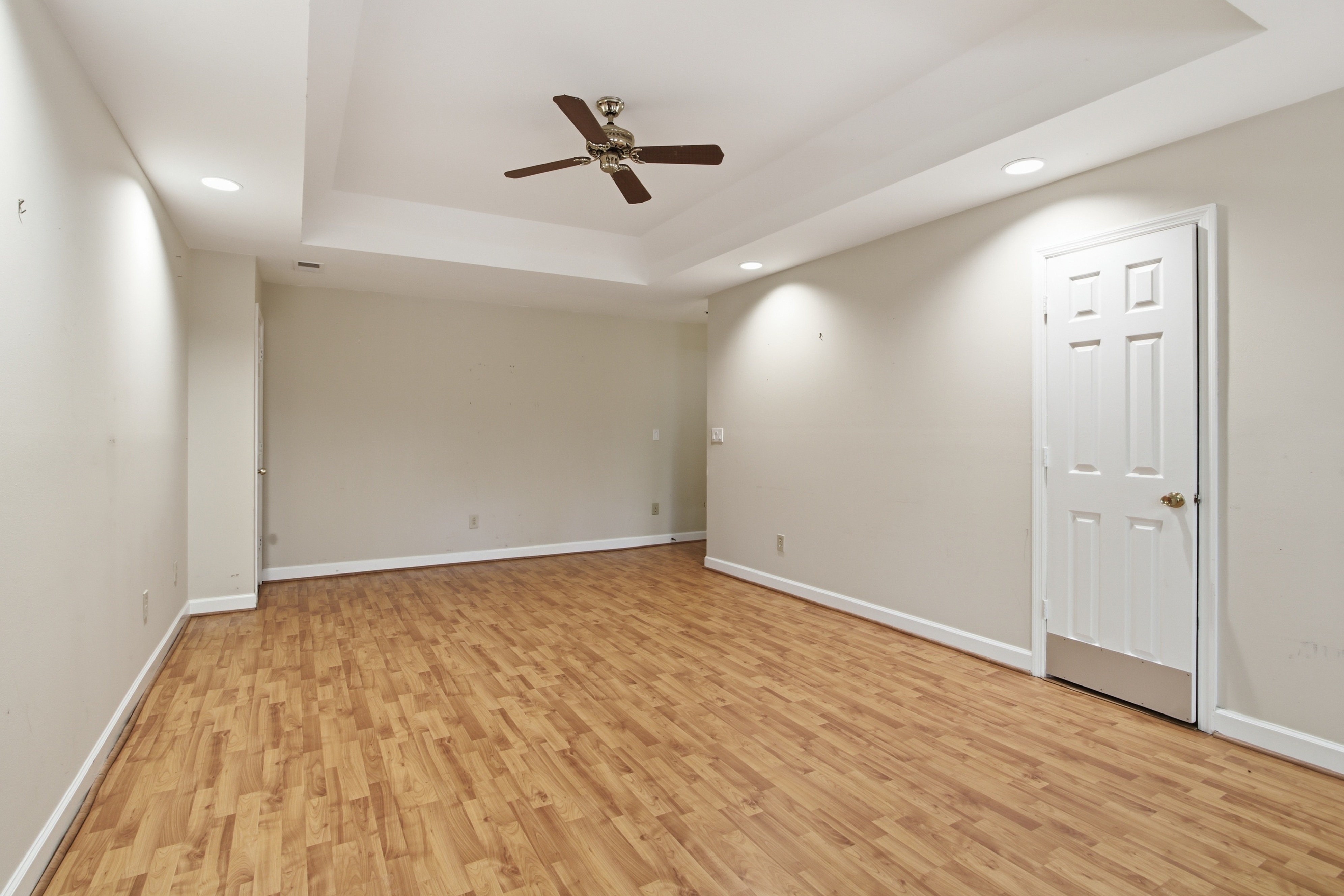 Photo 31 of 46 of 4003 Oakview Ct, Alpharetta, GA