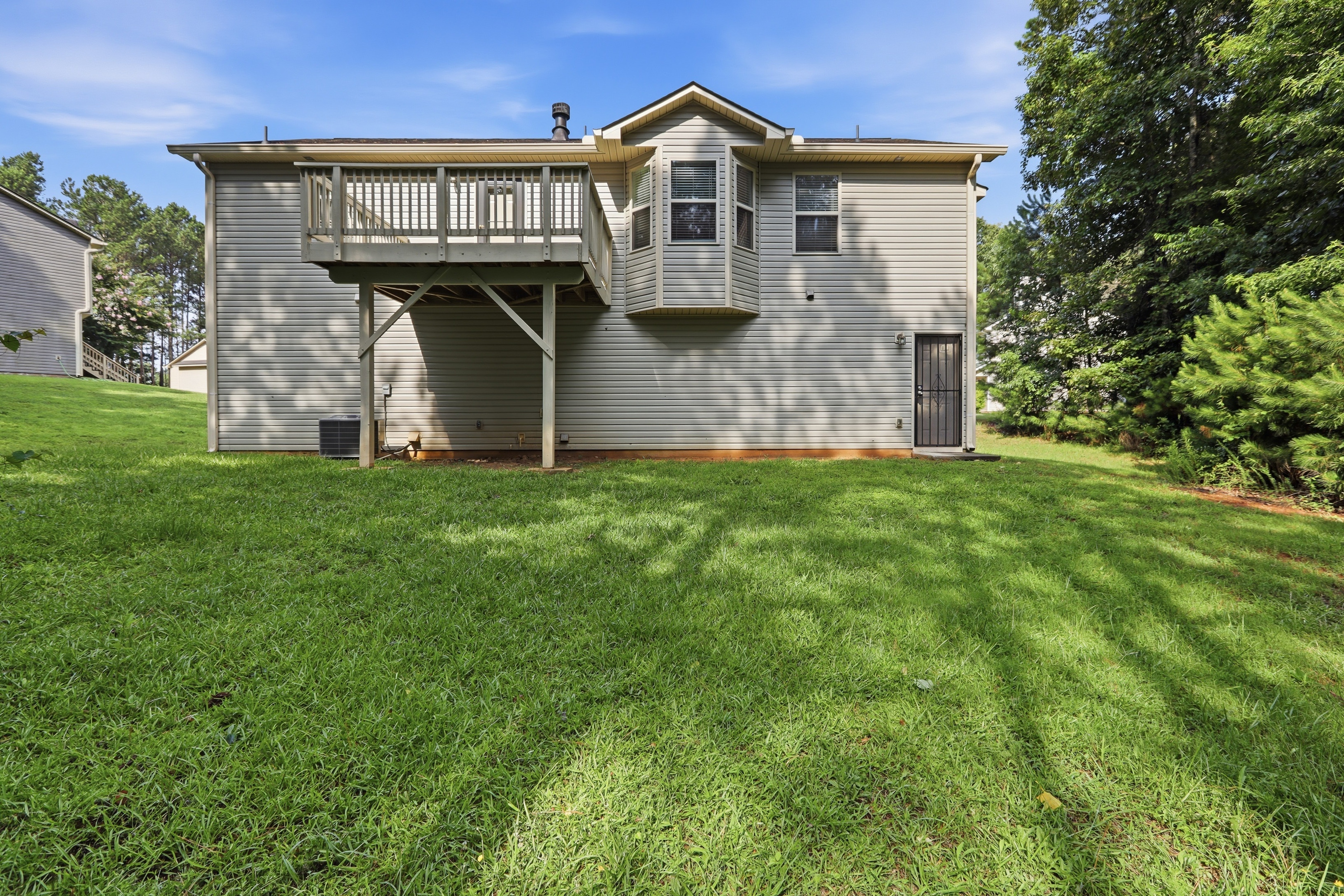 Photo 5 of 32 of 77 Walnut Creek Ct, Dallas, GA